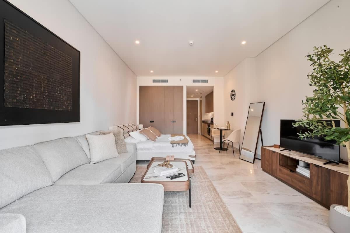FAM Living Dubai Escape Sleek Studio at Peninsula Five