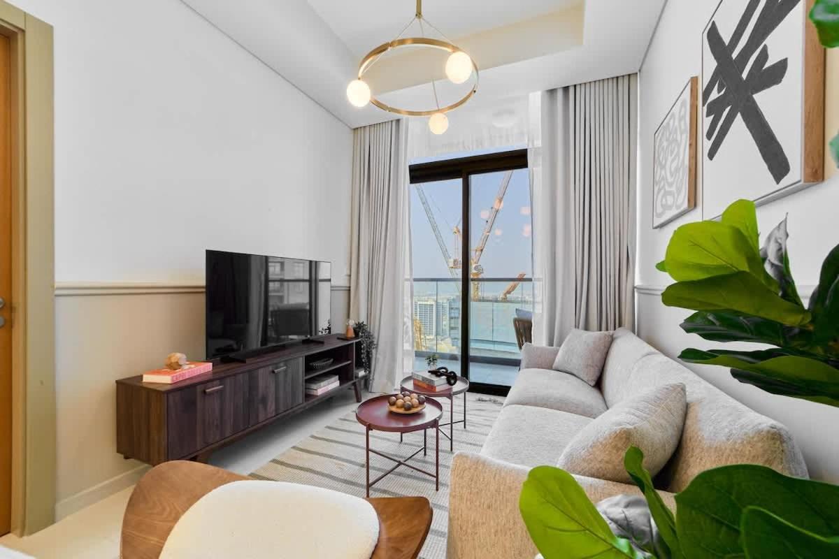 FAM Living - 2 Bedroom Aykon City Dubai