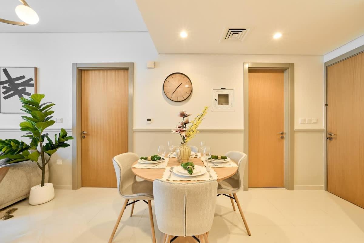 FAM Living - 2 Bedroom Aykon City Dubai