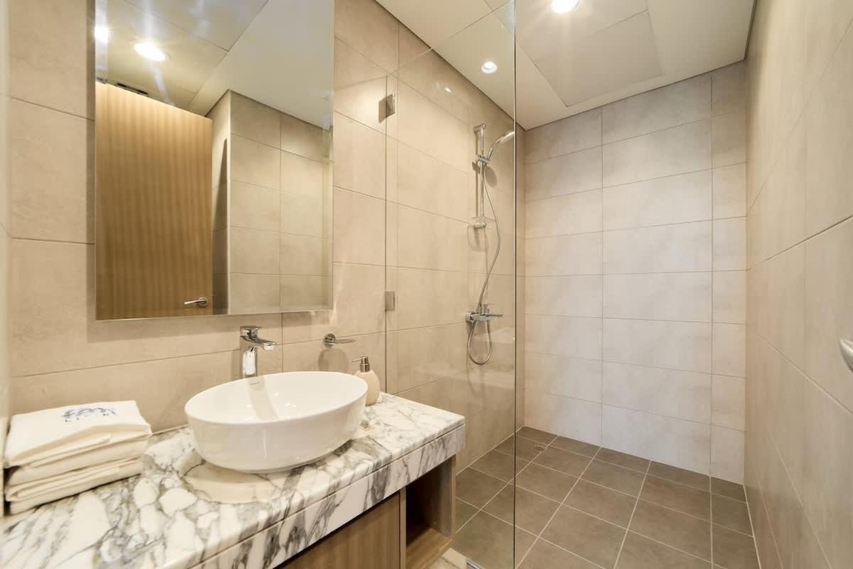 FAM Living - 2 Bedroom Aykon City Dubai