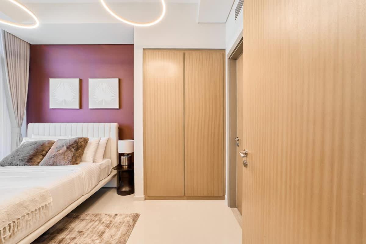 FAM Living - 2 Bedroom Aykon City Dubai