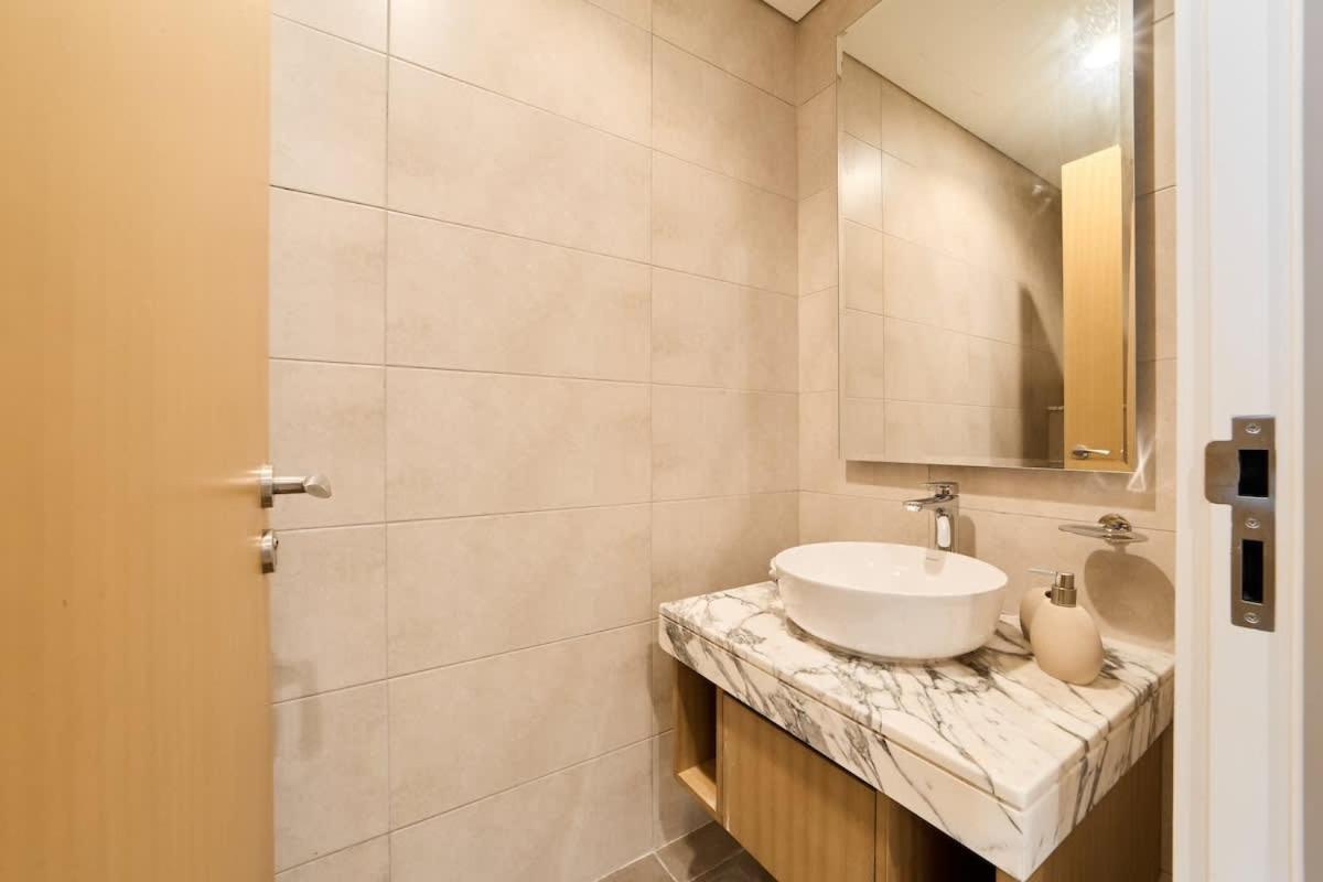 FAM Living - 2 Bedroom Aykon City Dubai