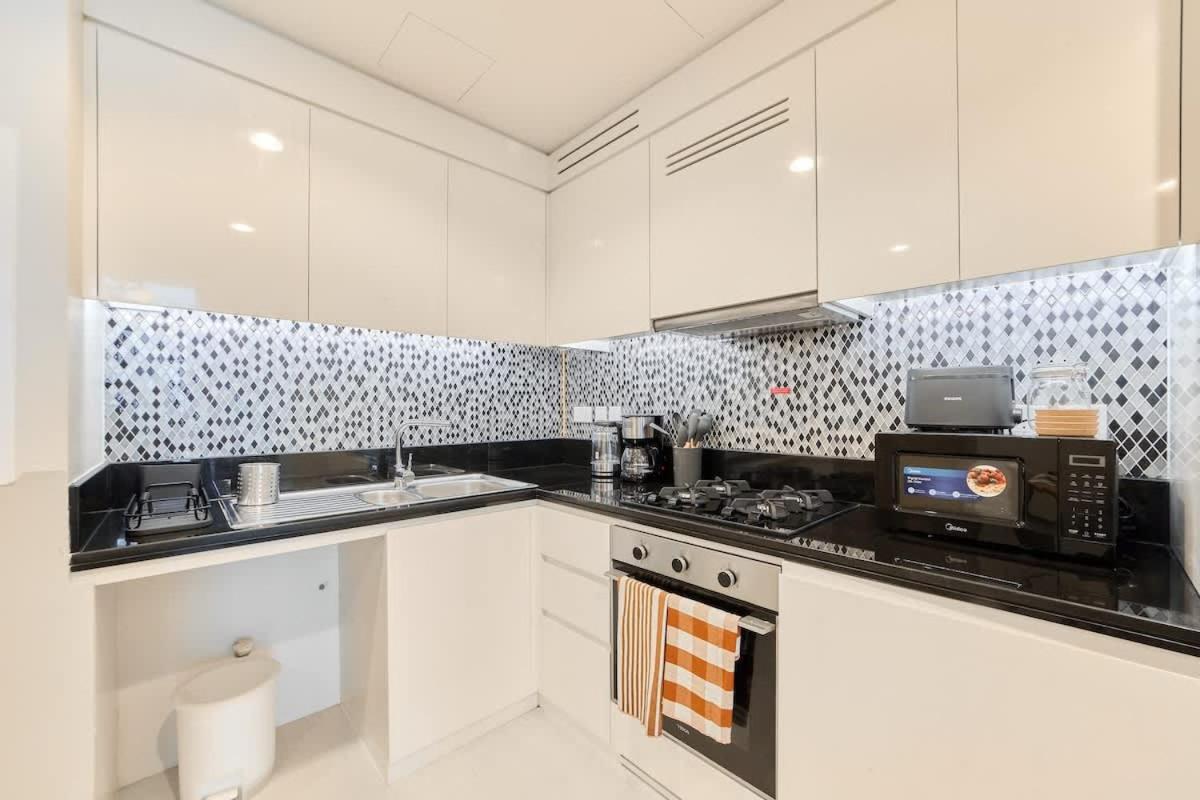FAM Living - 2 Bedroom Aykon City Dubai