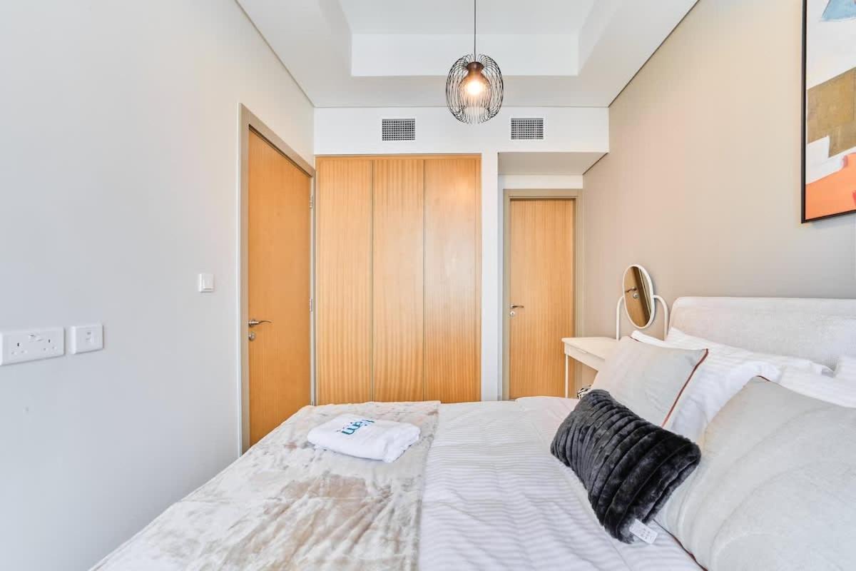 FAM Living - 2 Bedroom Aykon City Dubai