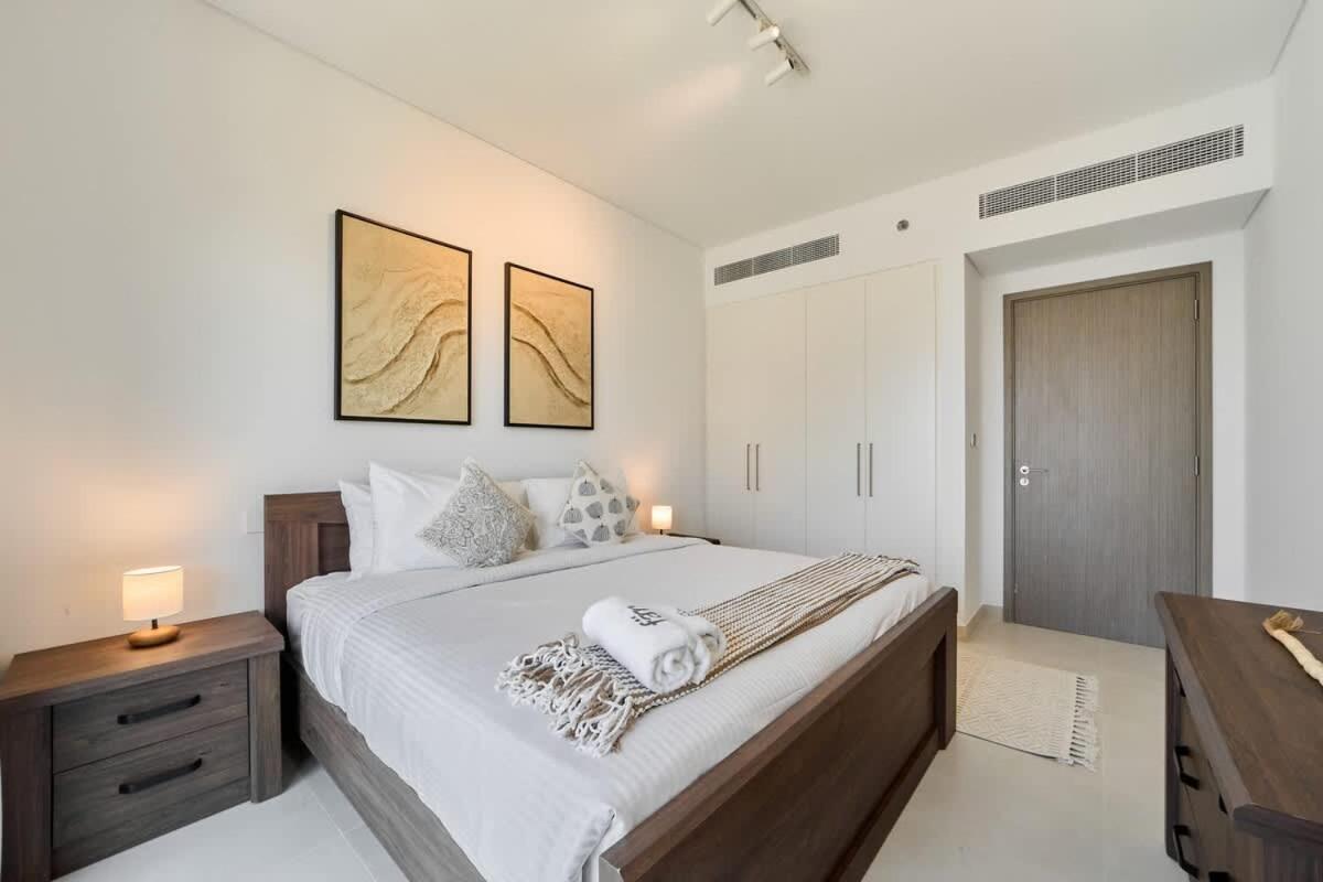 FAM Living City Walk Viridian 2 Bedroom Apartment