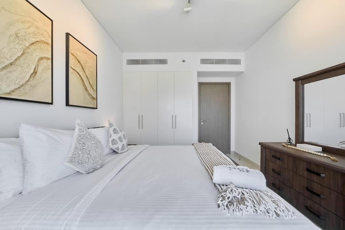 FAM Living City Walk Viridian 2 Bedroom Apartment