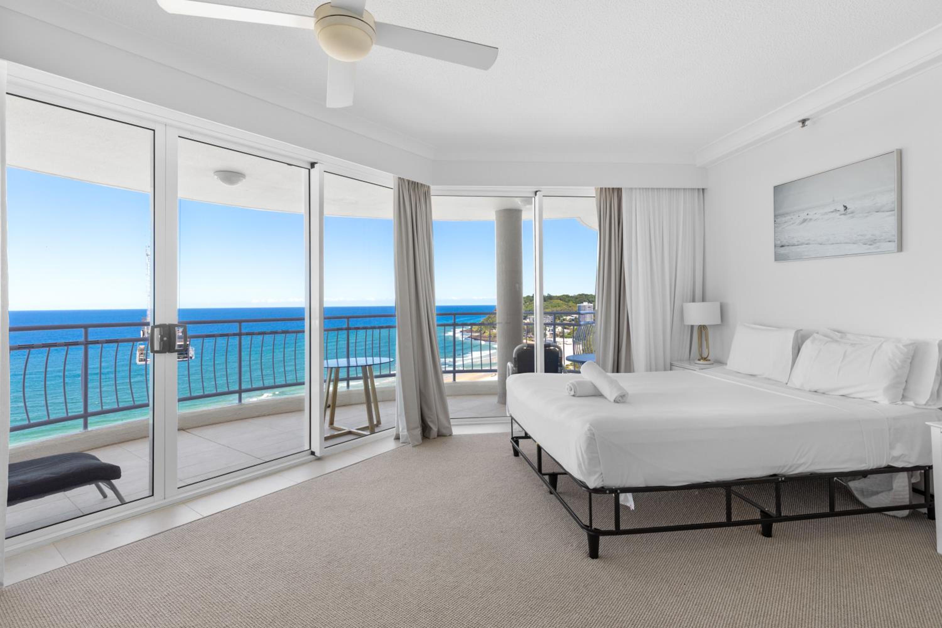Elysian Blue 3BR Burleigh Heads Escape - Hosted by Burleigh Letting Co