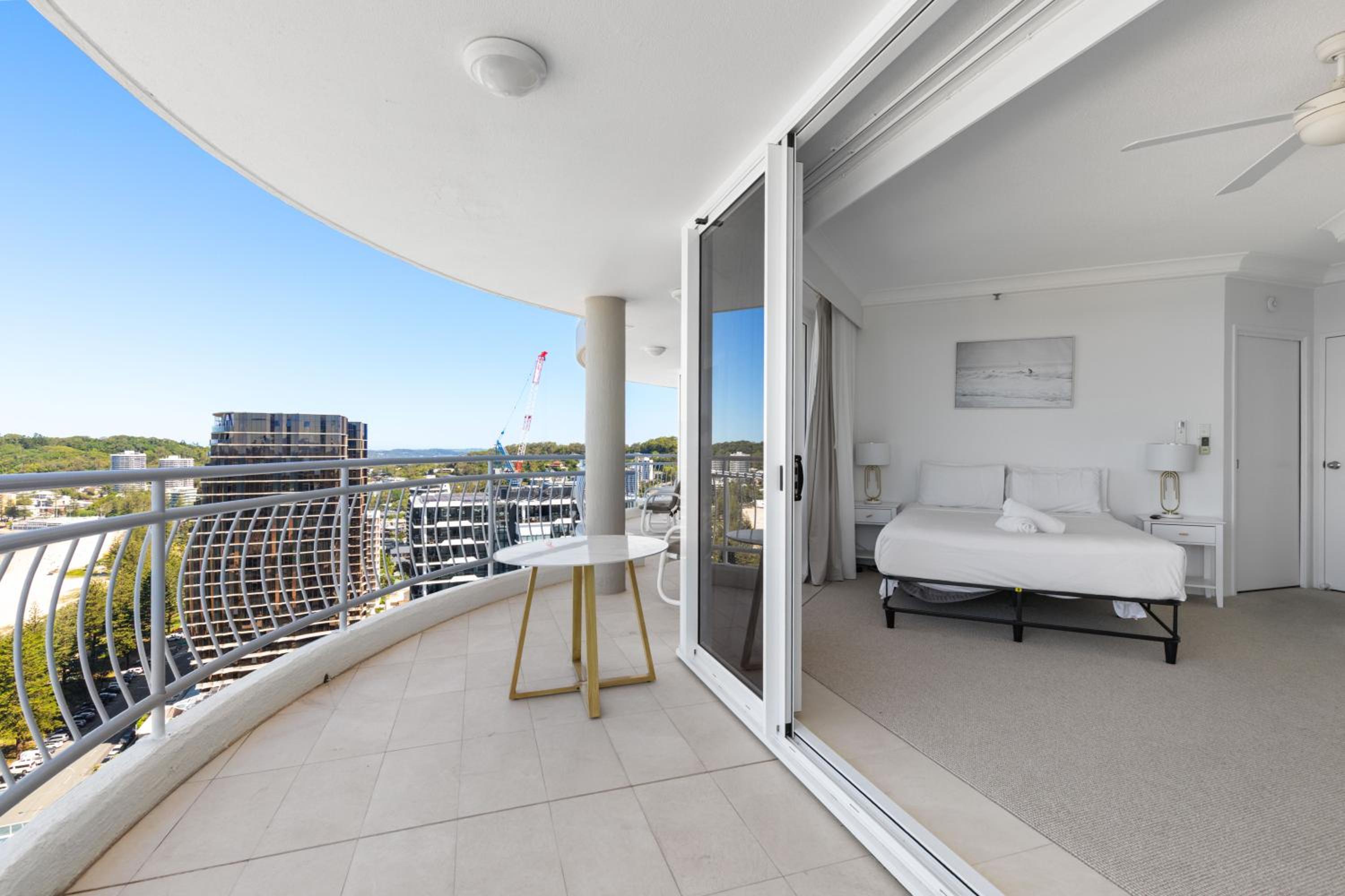 Elysian Blue 3BR Burleigh Heads Escape - Hosted by Burleigh Letting Co