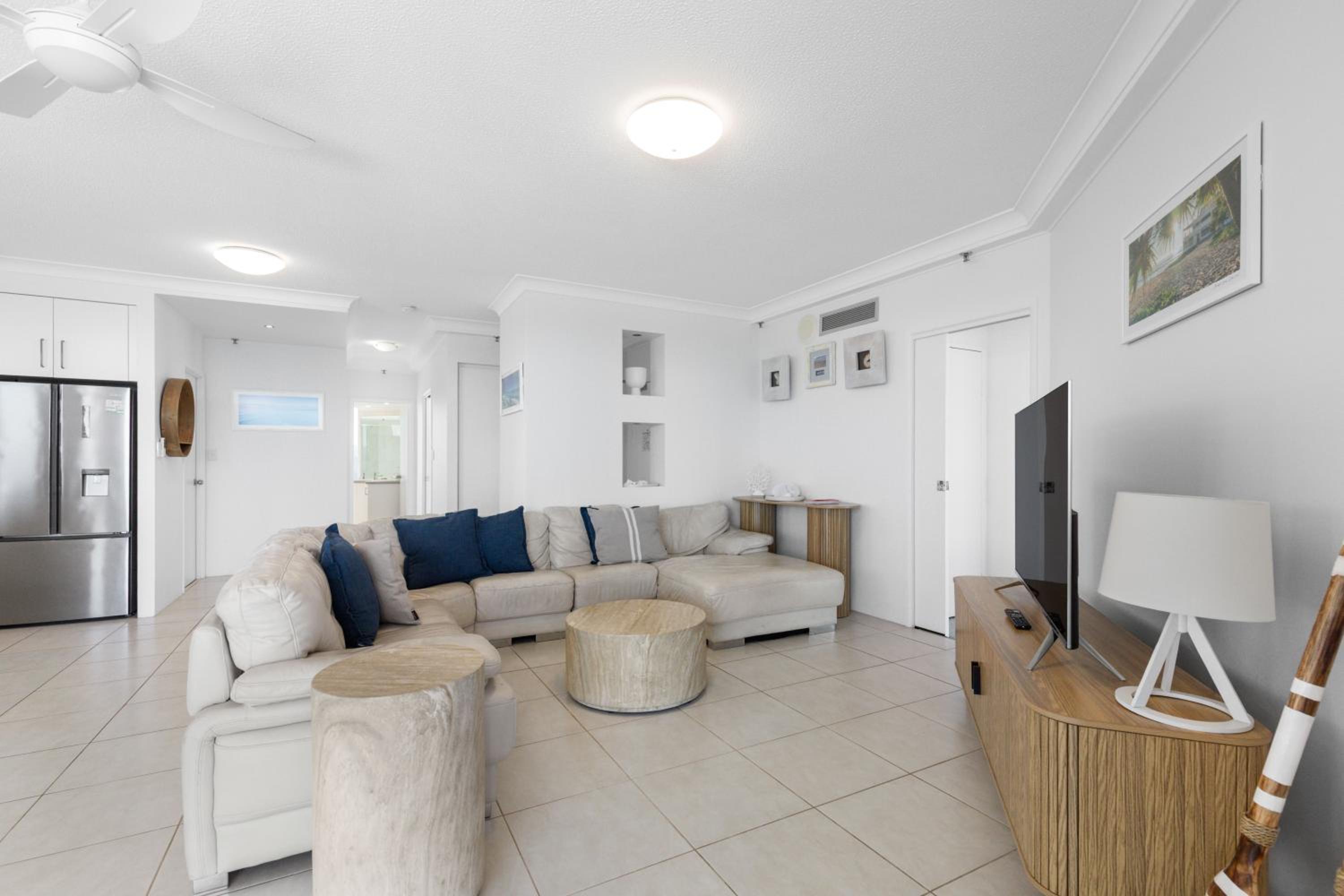 Elysian Blue 3BR Burleigh Heads Escape - Hosted by Burleigh Letting Co