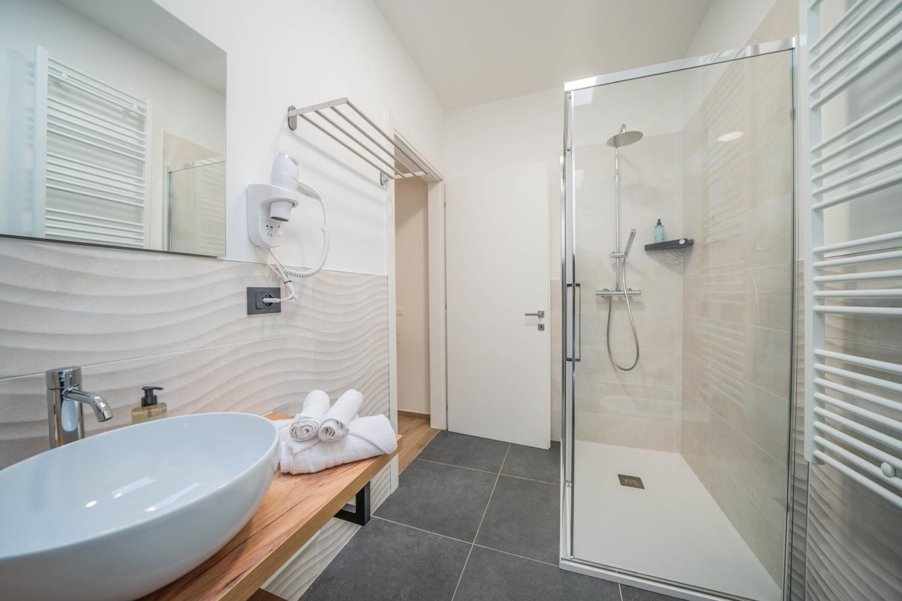Green Apartments & Parking,Vimercate