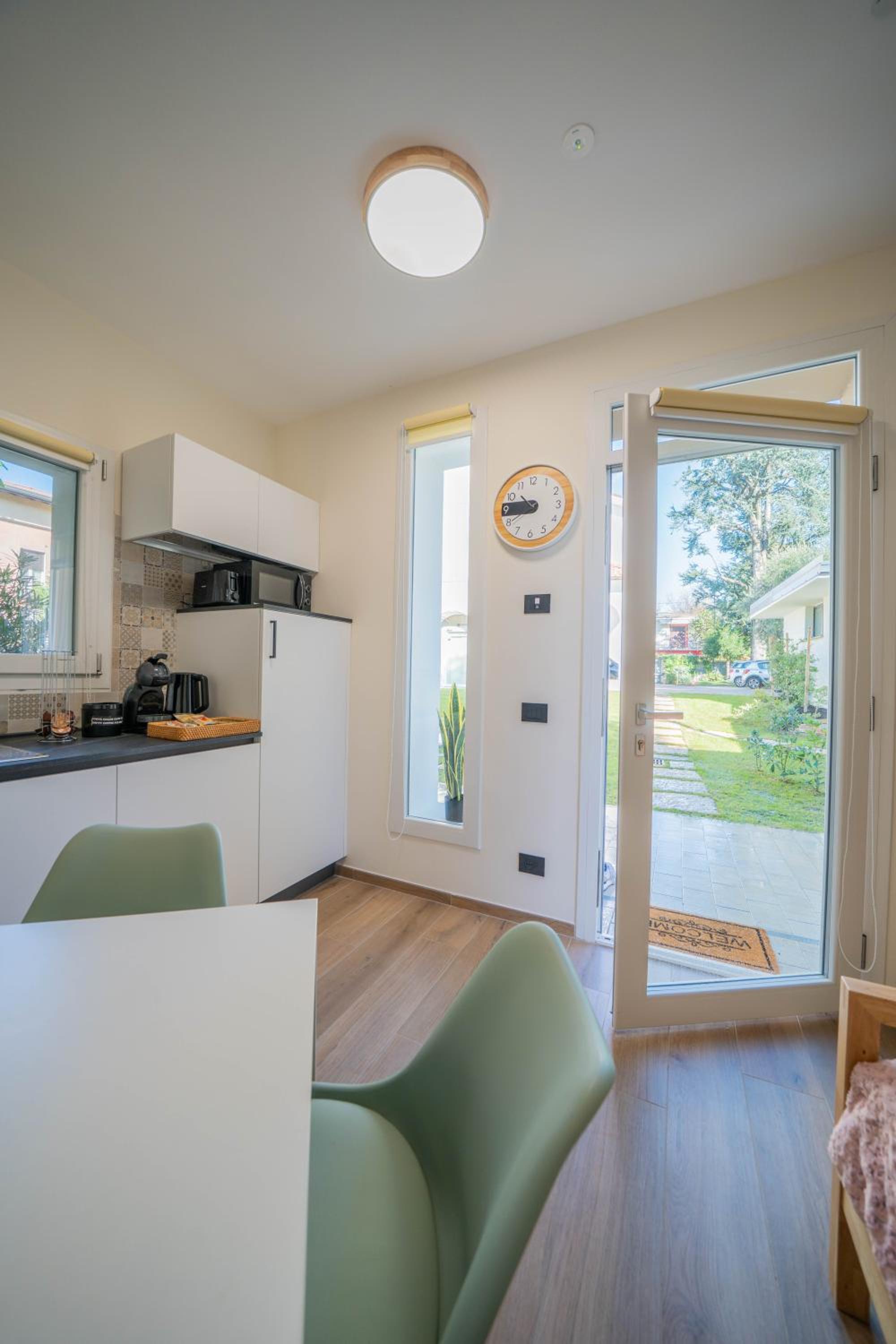 Green Apartments & Parking,Vimercate