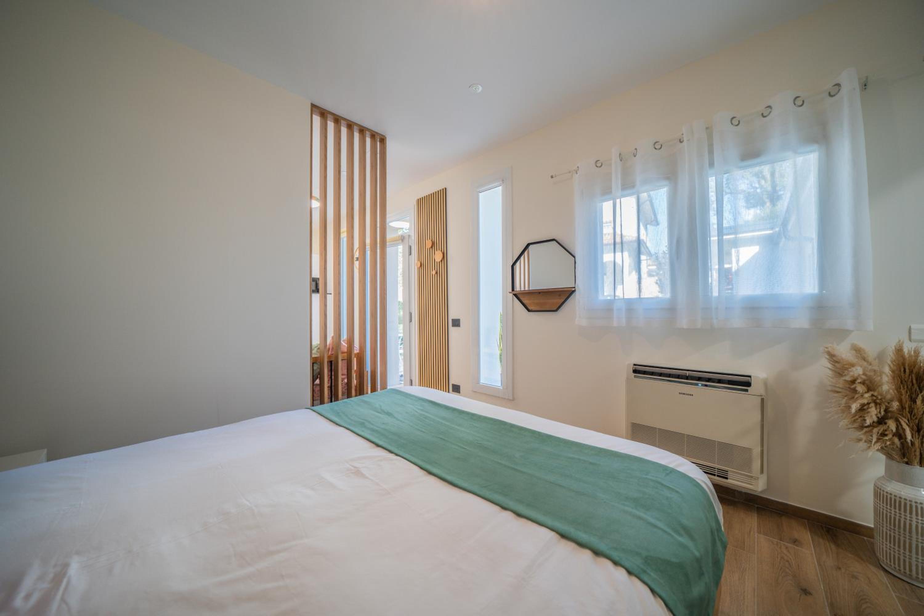 Green Apartments & Parking,Vimercate