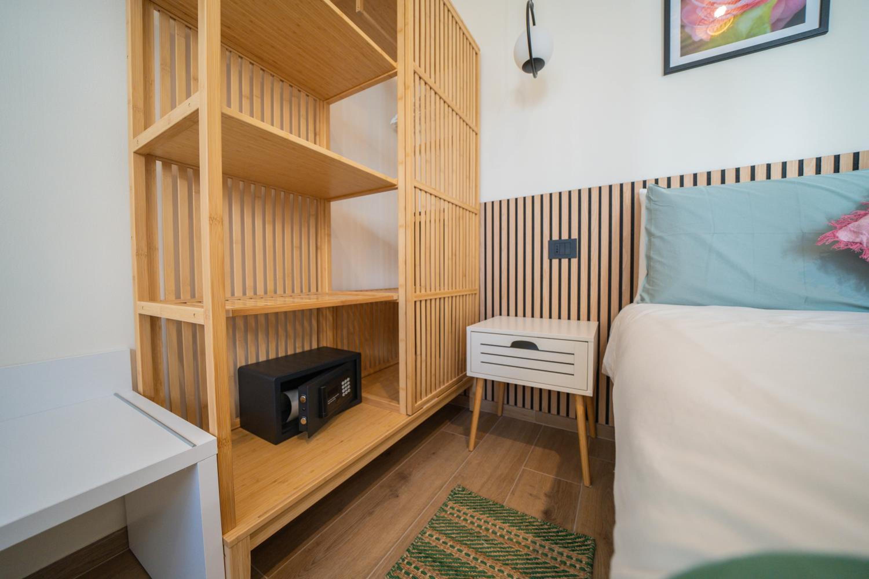 Green Apartments & Parking,Vimercate