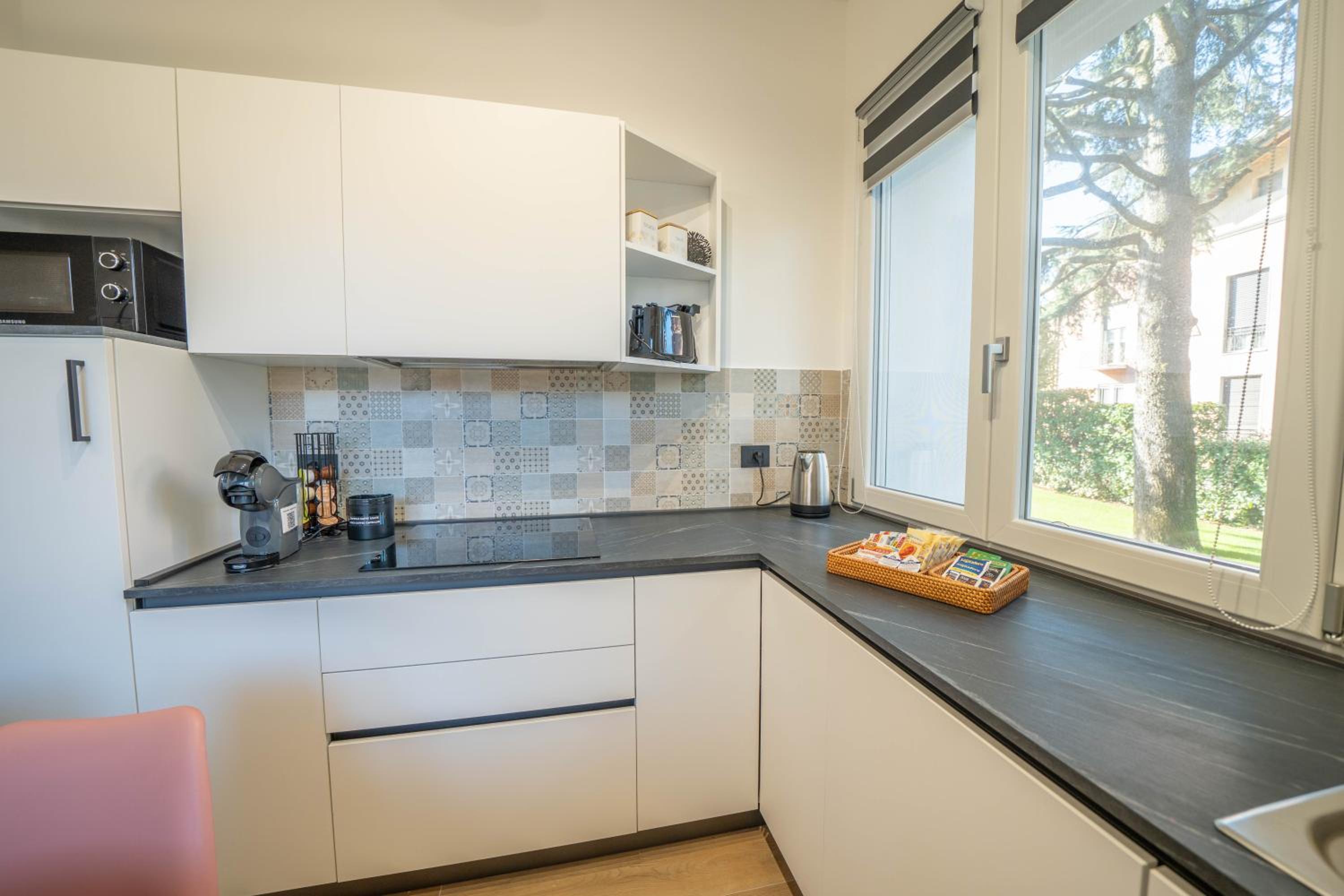 Green Apartments & Parking,Vimercate