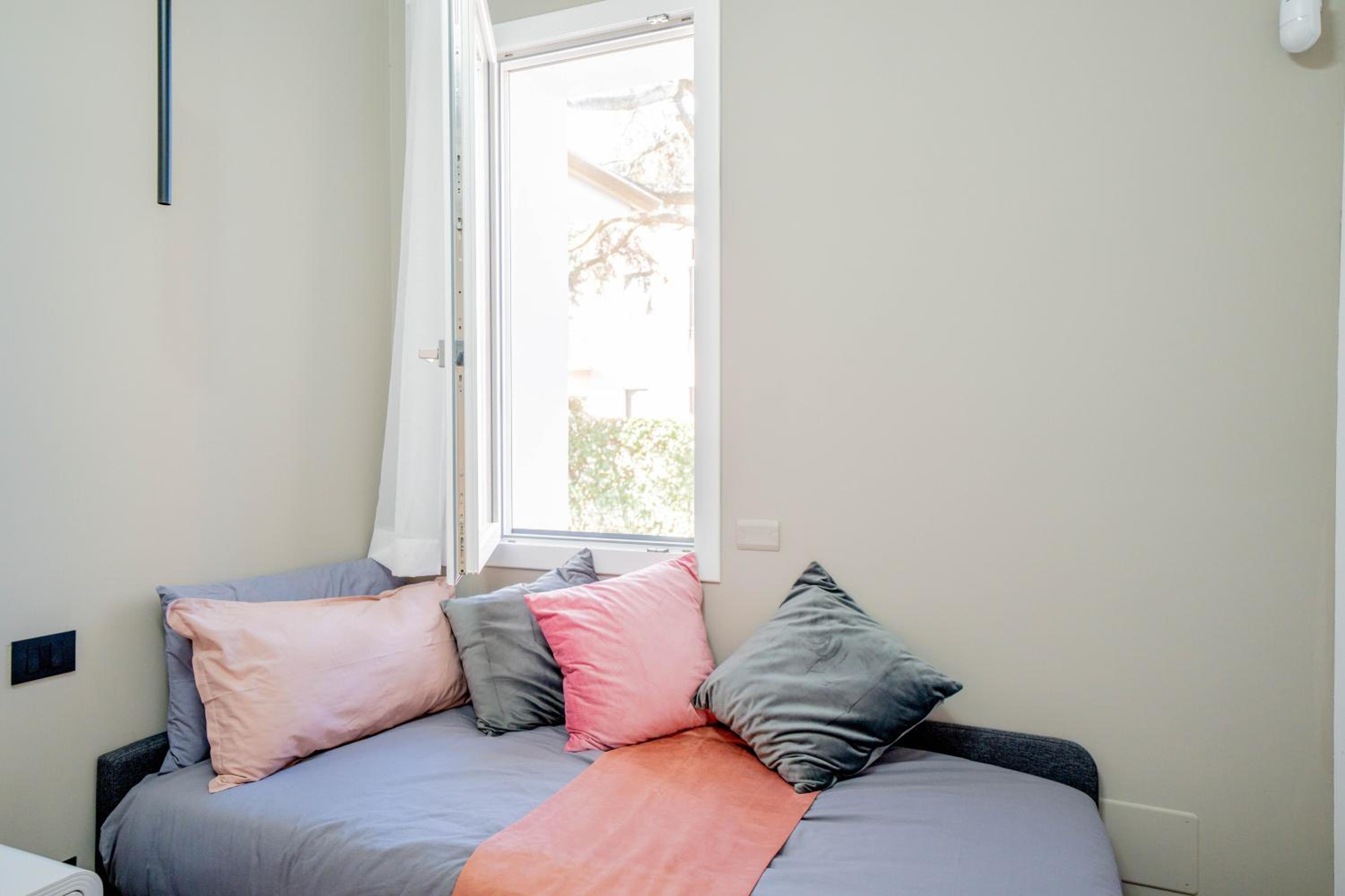 Green Apartments & Parking,Vimercate