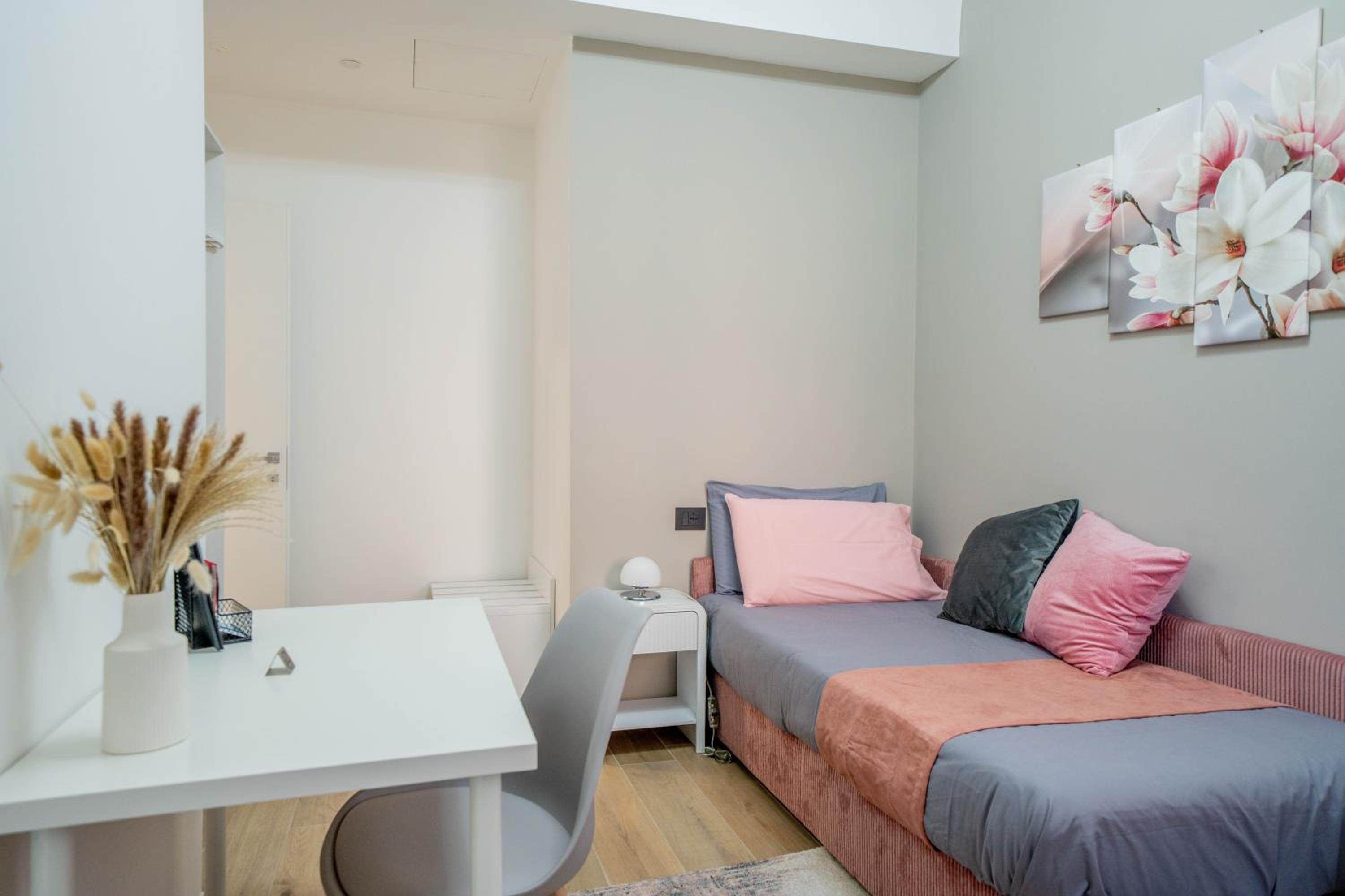 Green Apartments & Parking,Vimercate