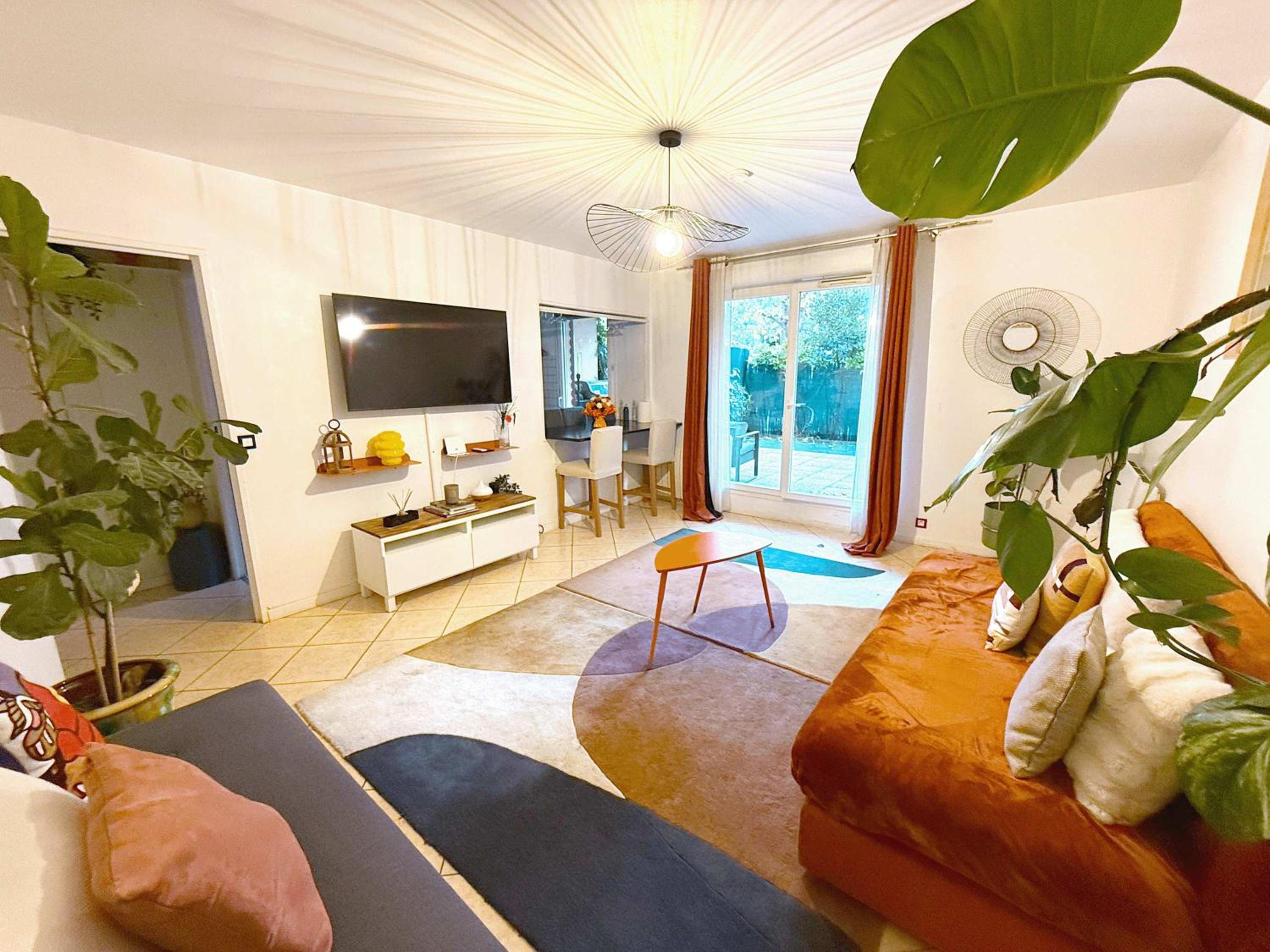 Le jardin du stade by UTA HOUSE