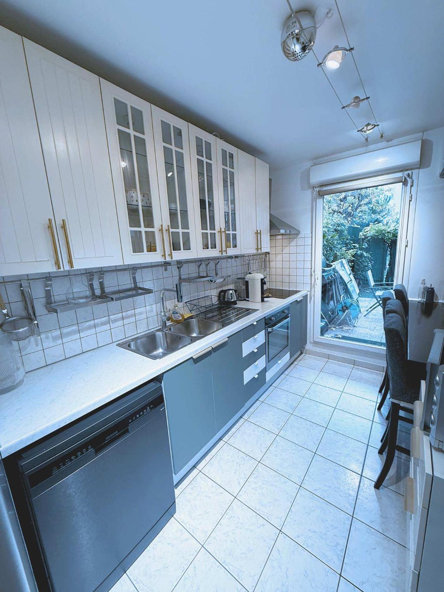 Le jardin du stade by UTA HOUSE