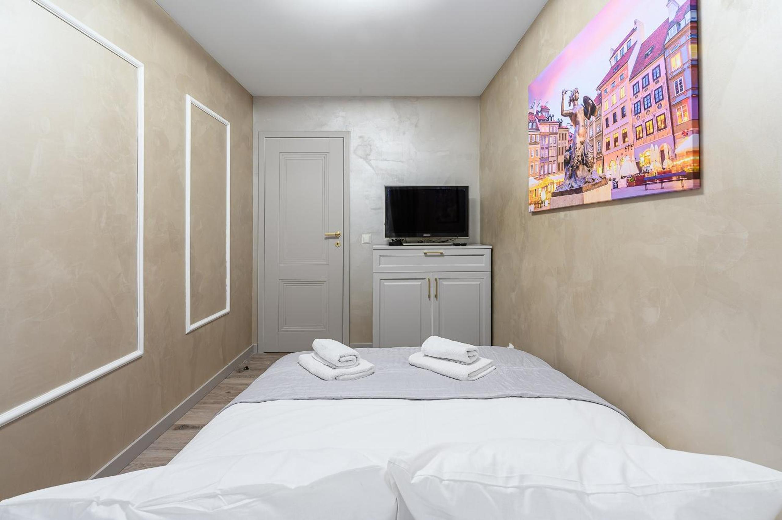 P&O Serviced Apartments Grzybowska 5