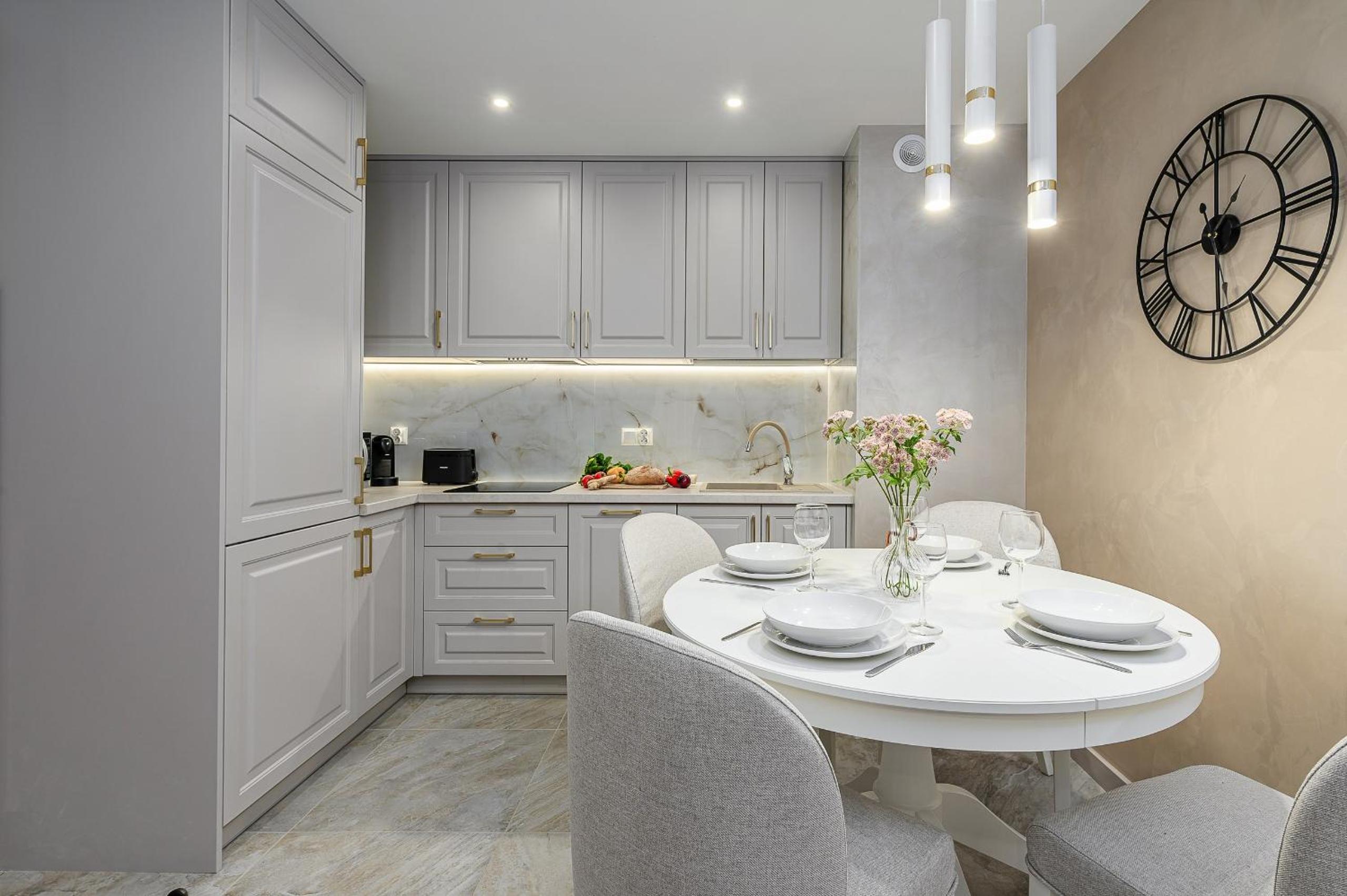 P&O Serviced Apartments Grzybowska 5