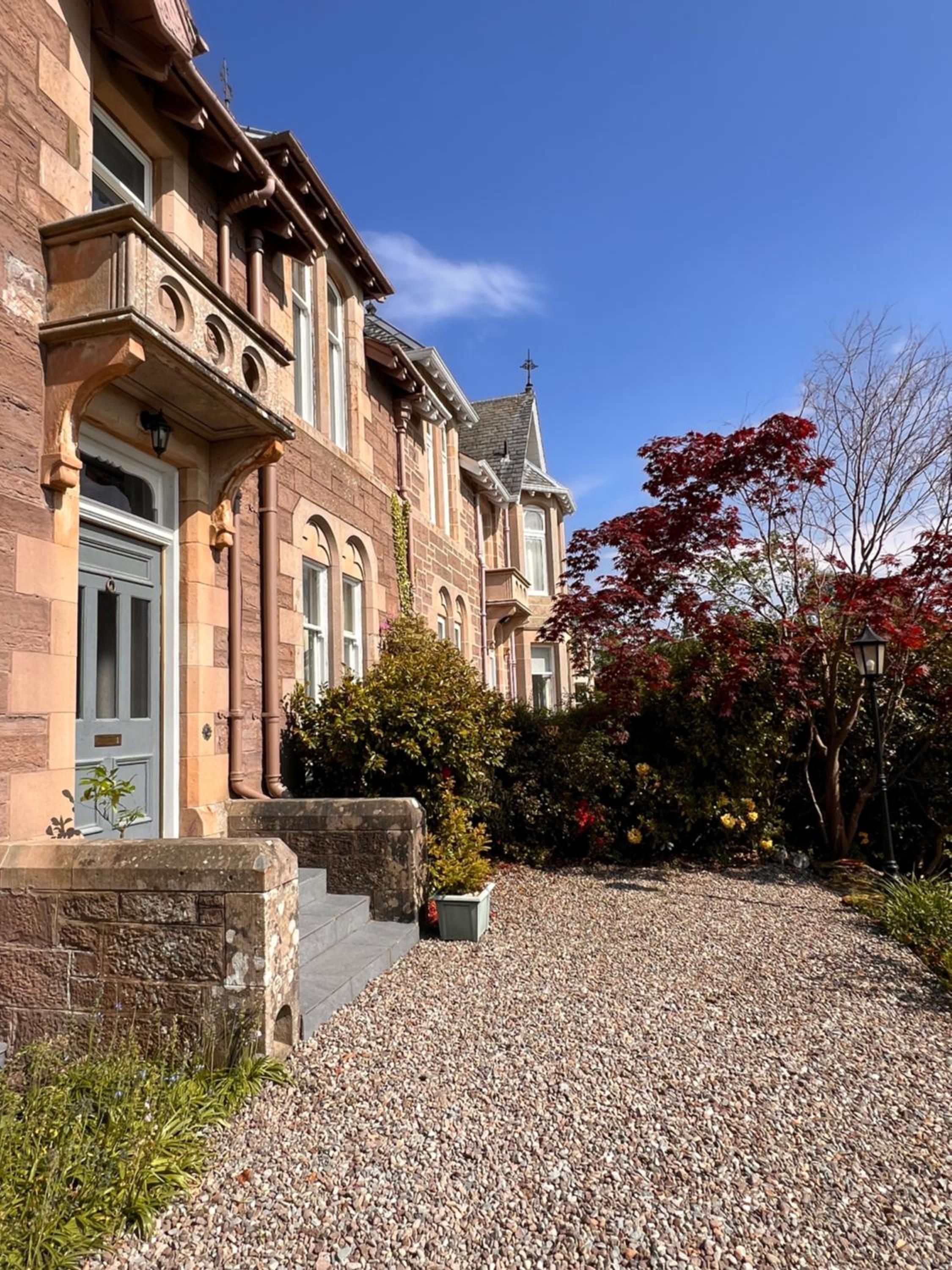 Dungora House