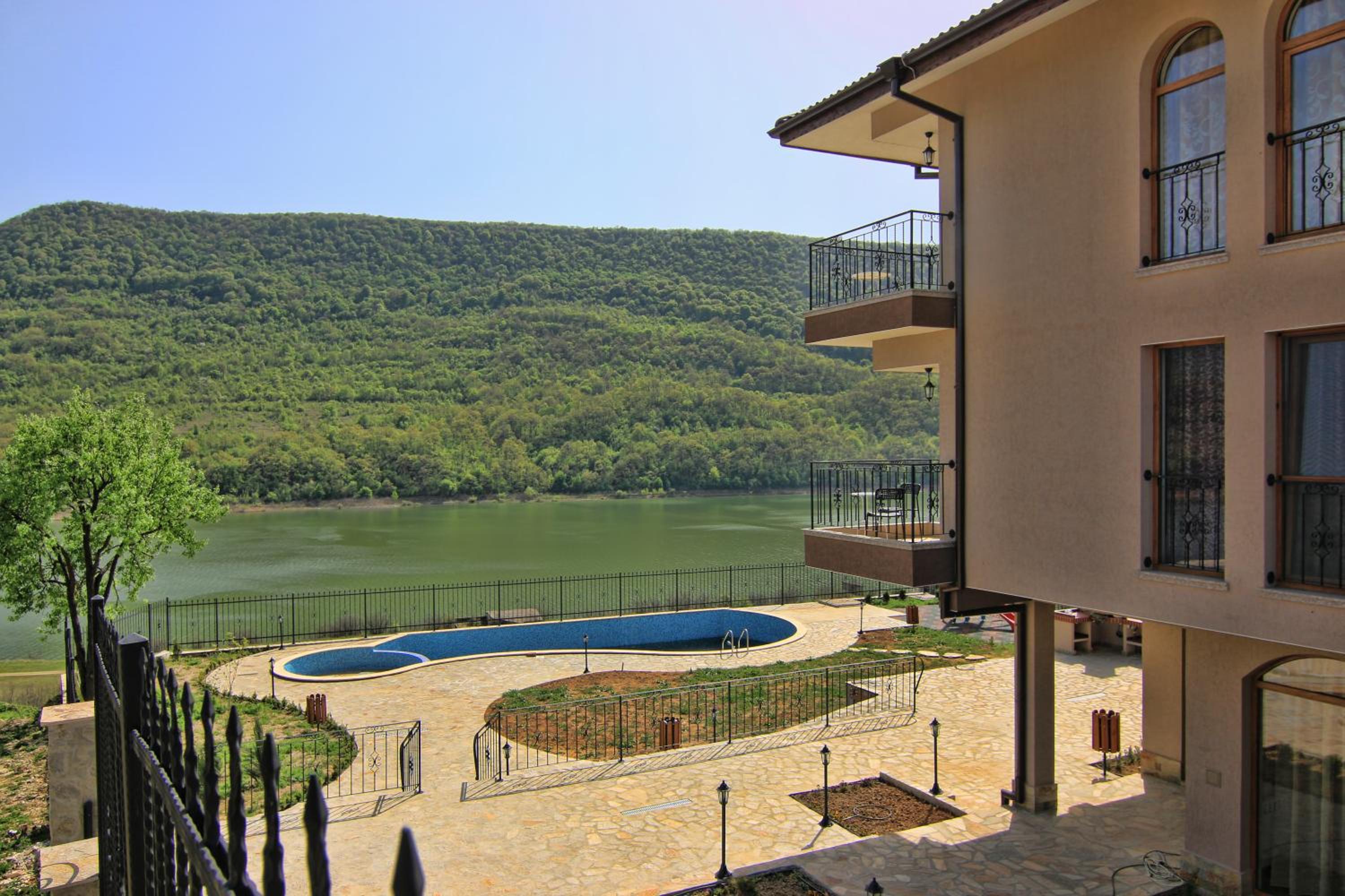 Eco House Kitana