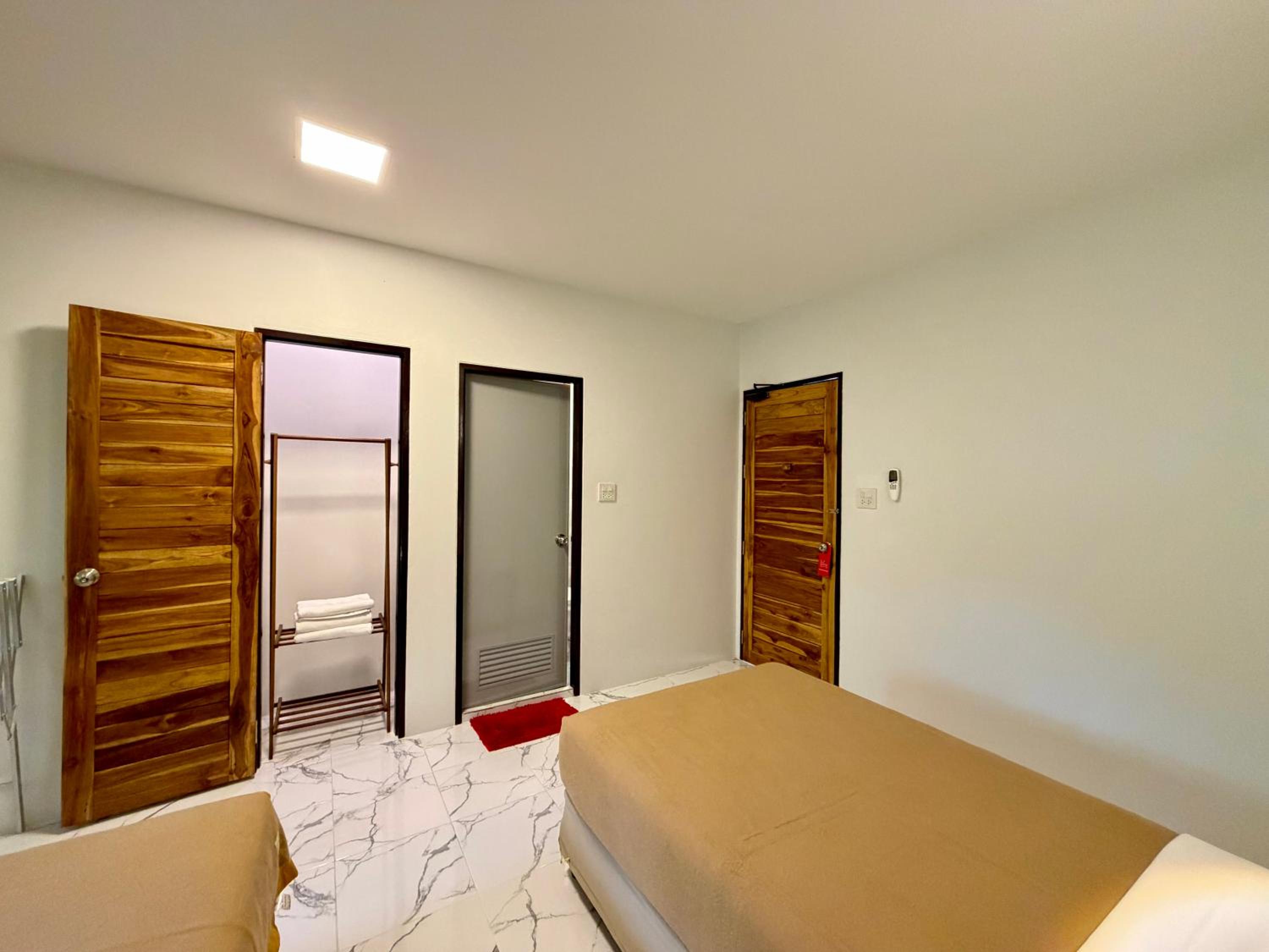 Orchard House Resort
