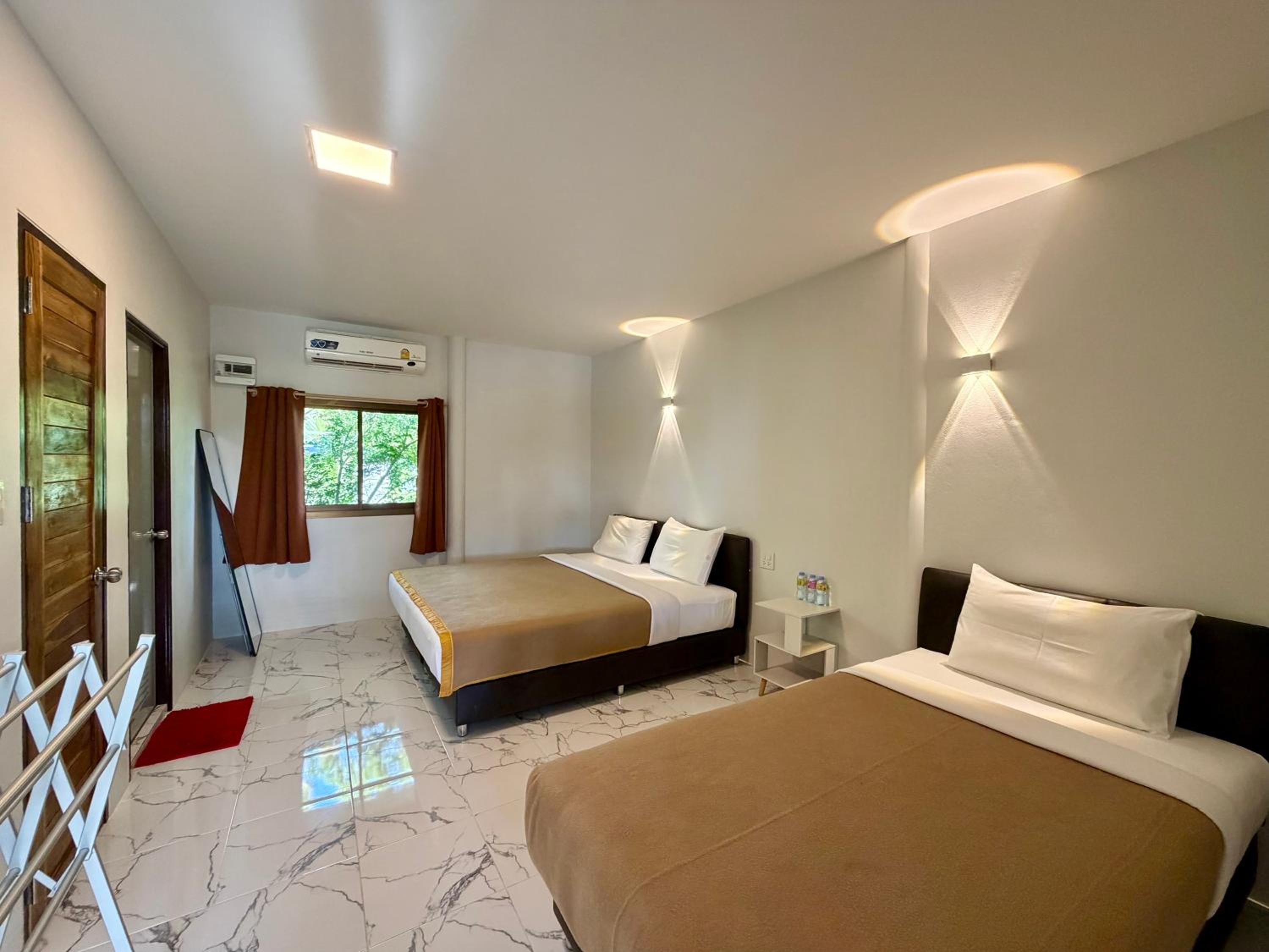 Orchard House Resort