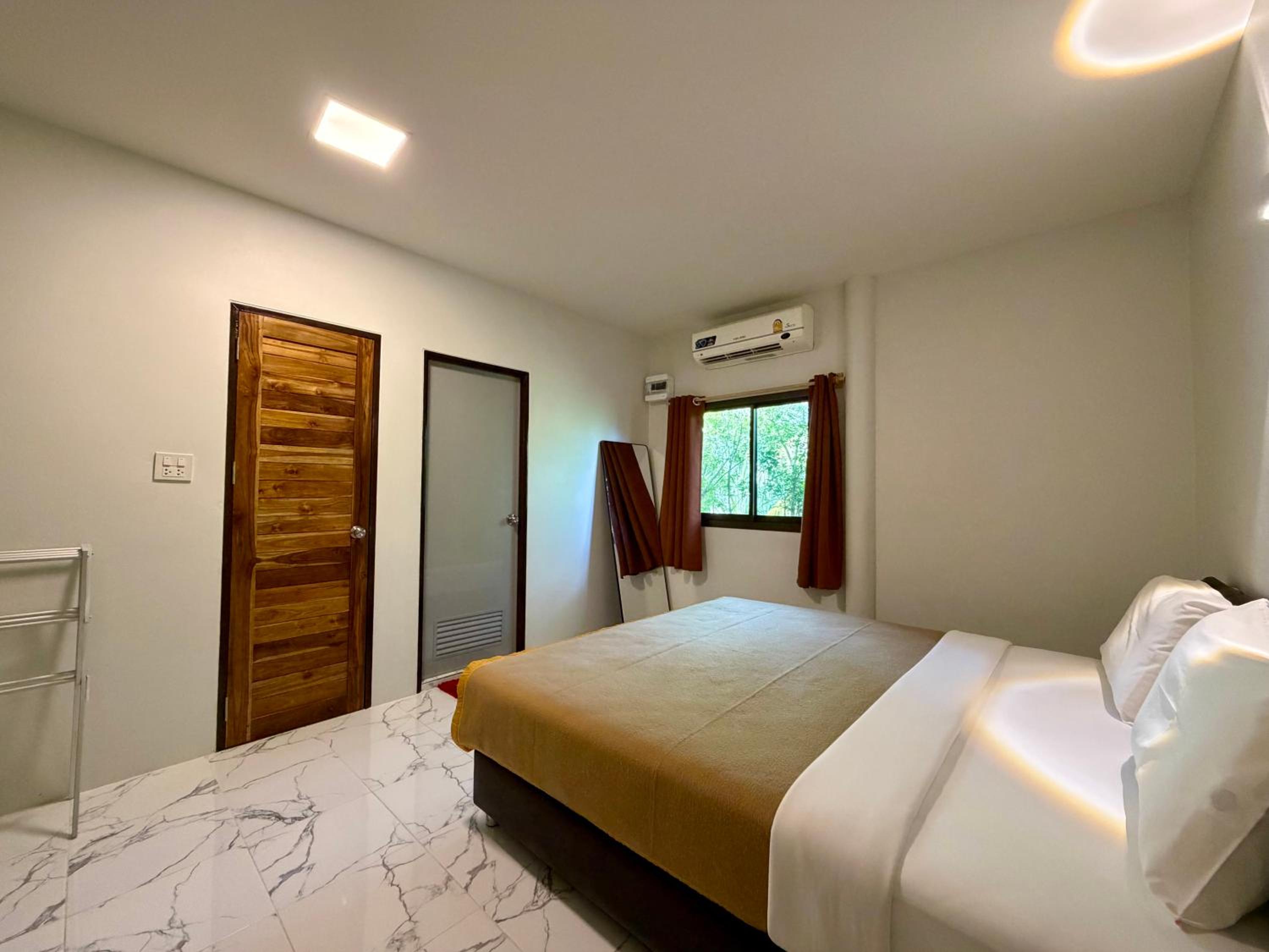 Orchard House Resort