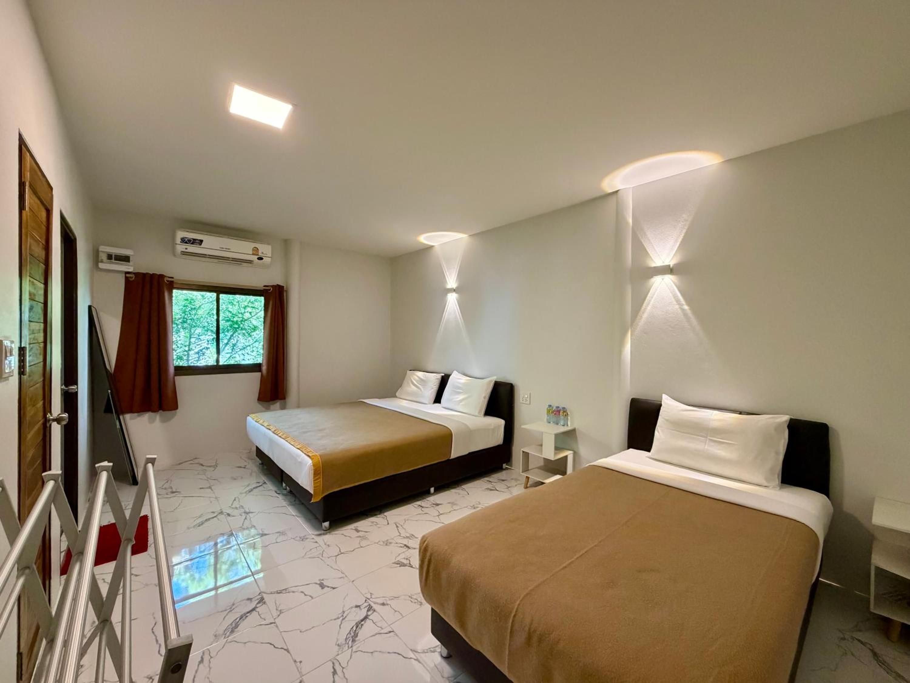 Orchard House Resort