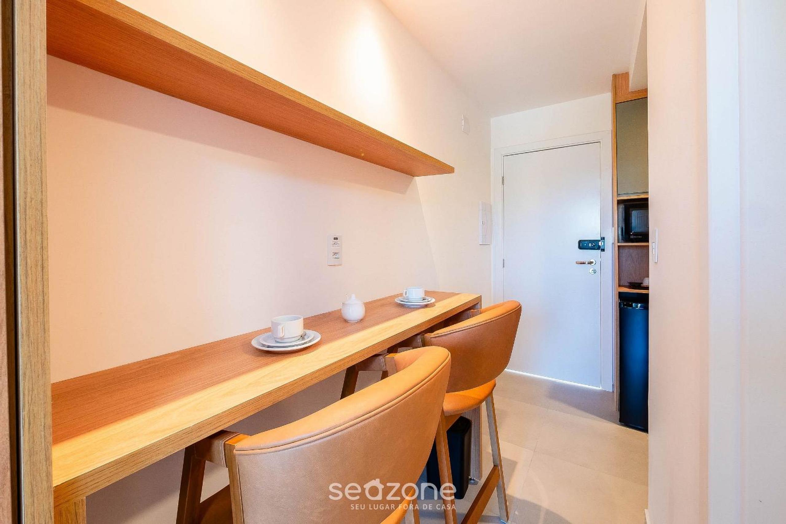 Fully equipped apartments in a building with a pool and gym, 280m from the beach - CLFs