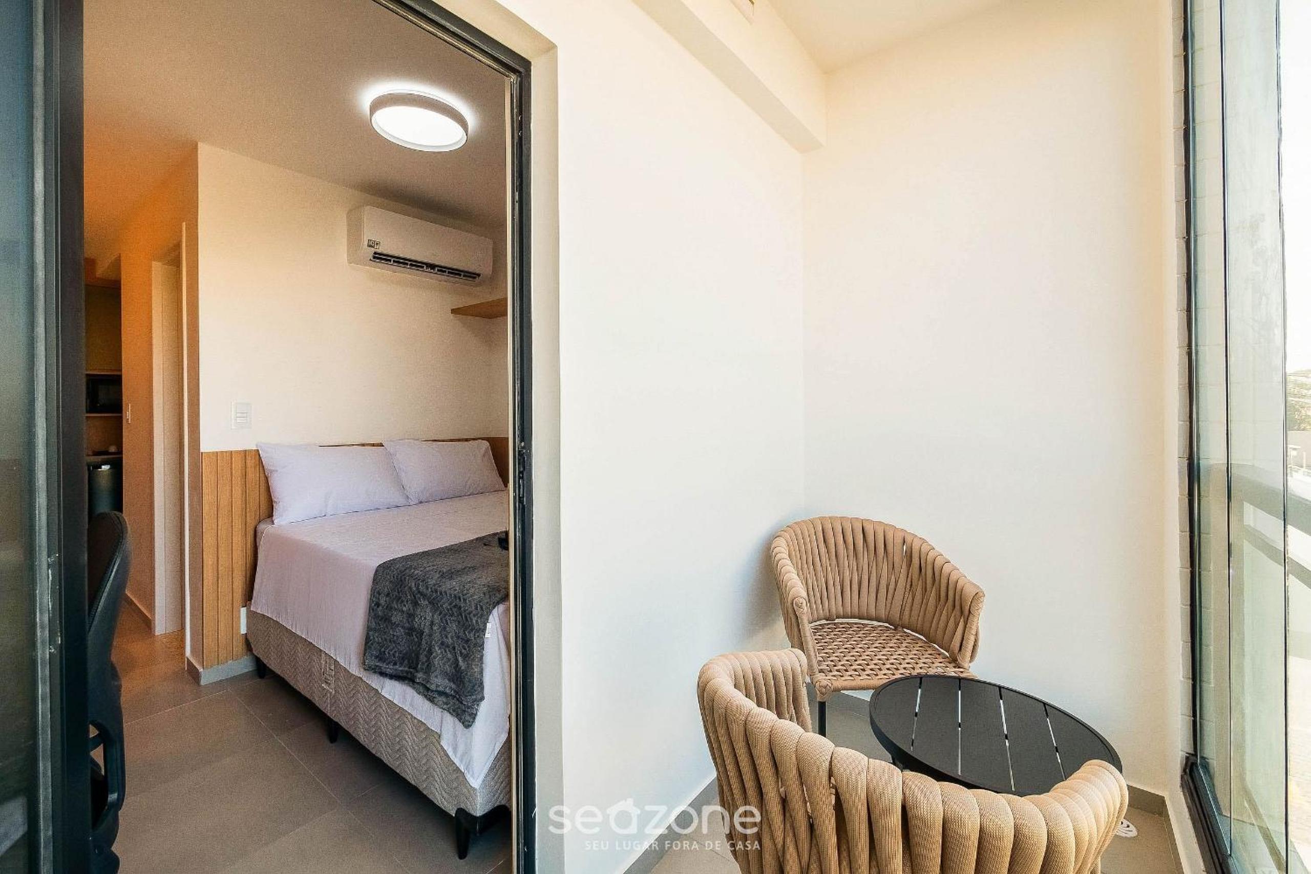 Fully equipped apartments in a building with a pool and gym, 280m from the beach - CLFs