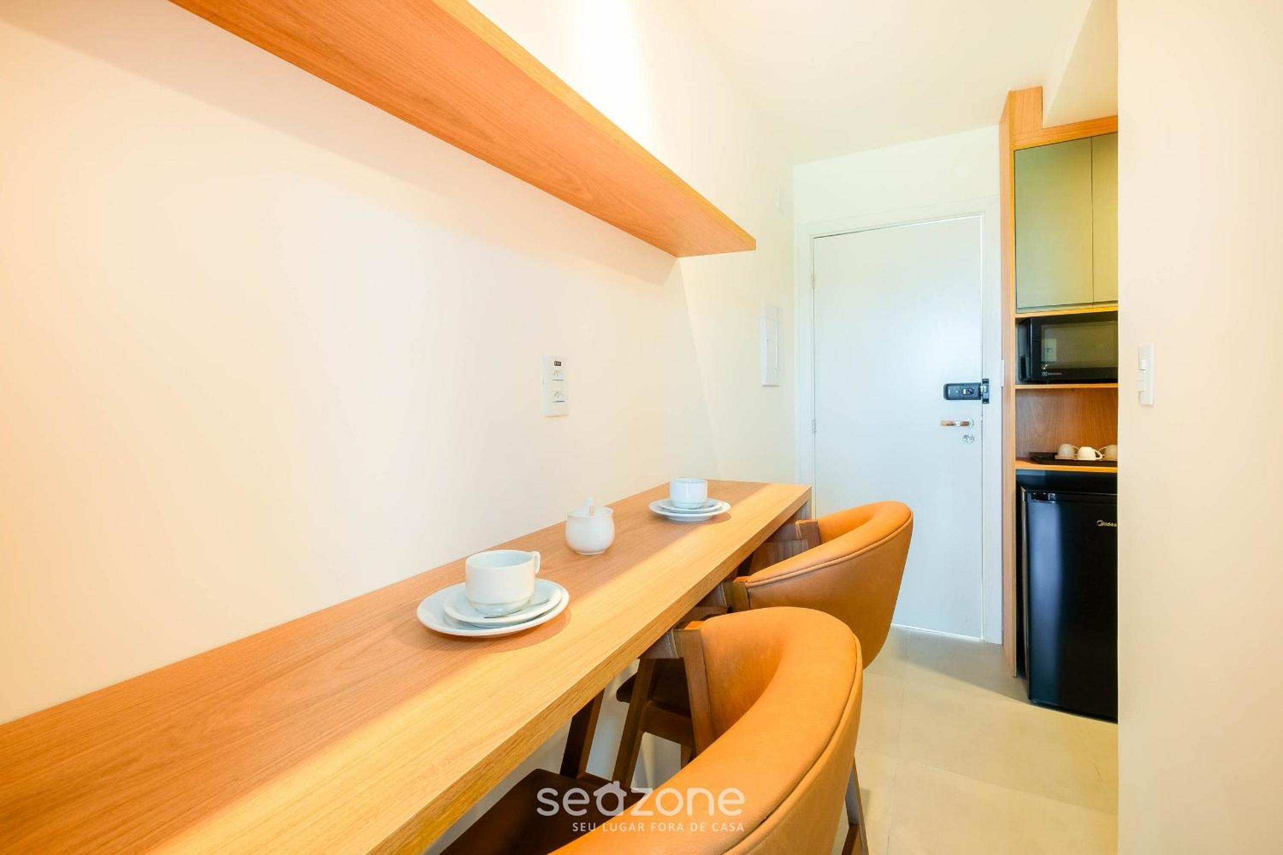 Fully equipped apartments in a building with a pool and gym, 280m from the beach - CLFs