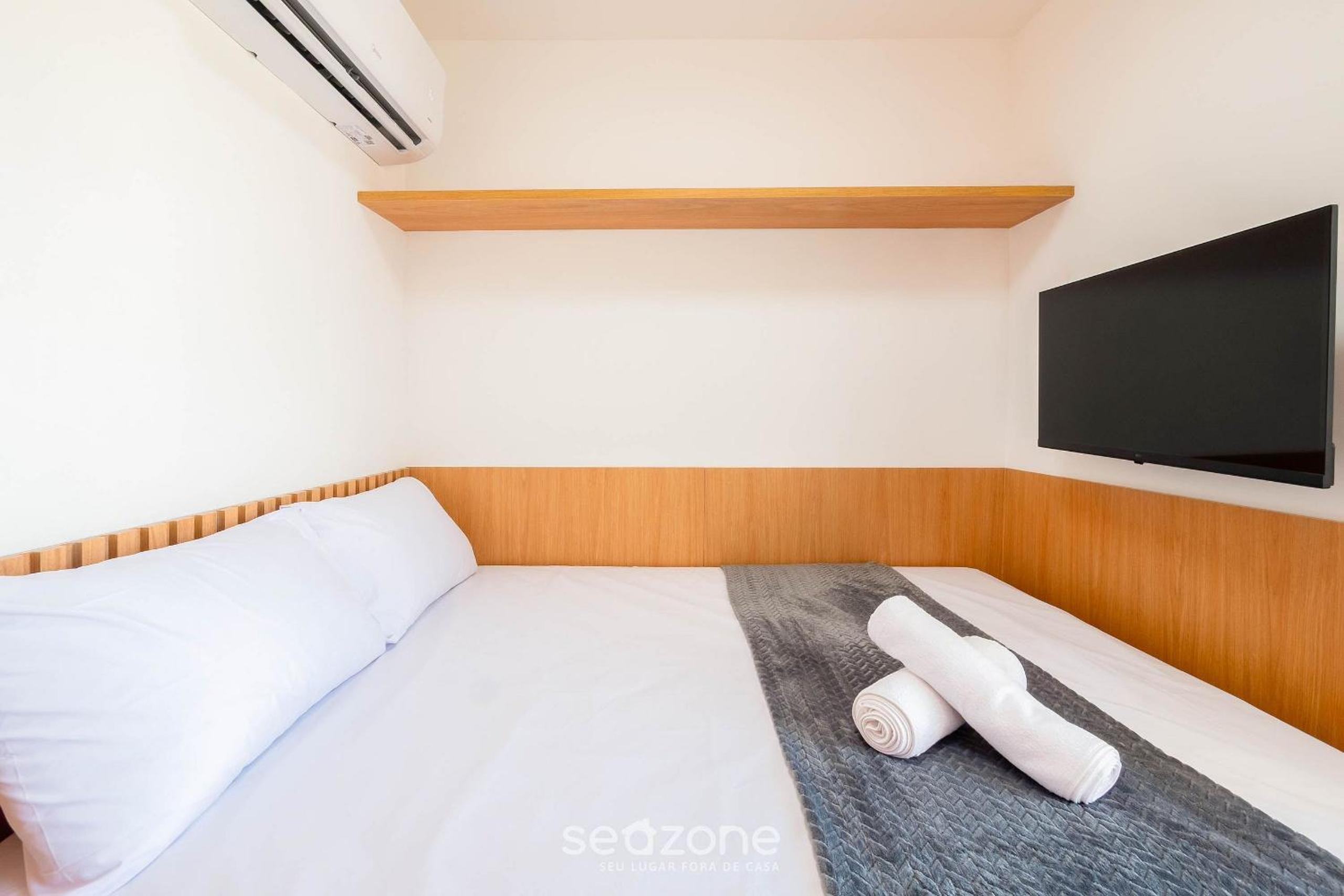 Fully equipped apartments in a building with a pool and gym, 280m from the beach - CLFs