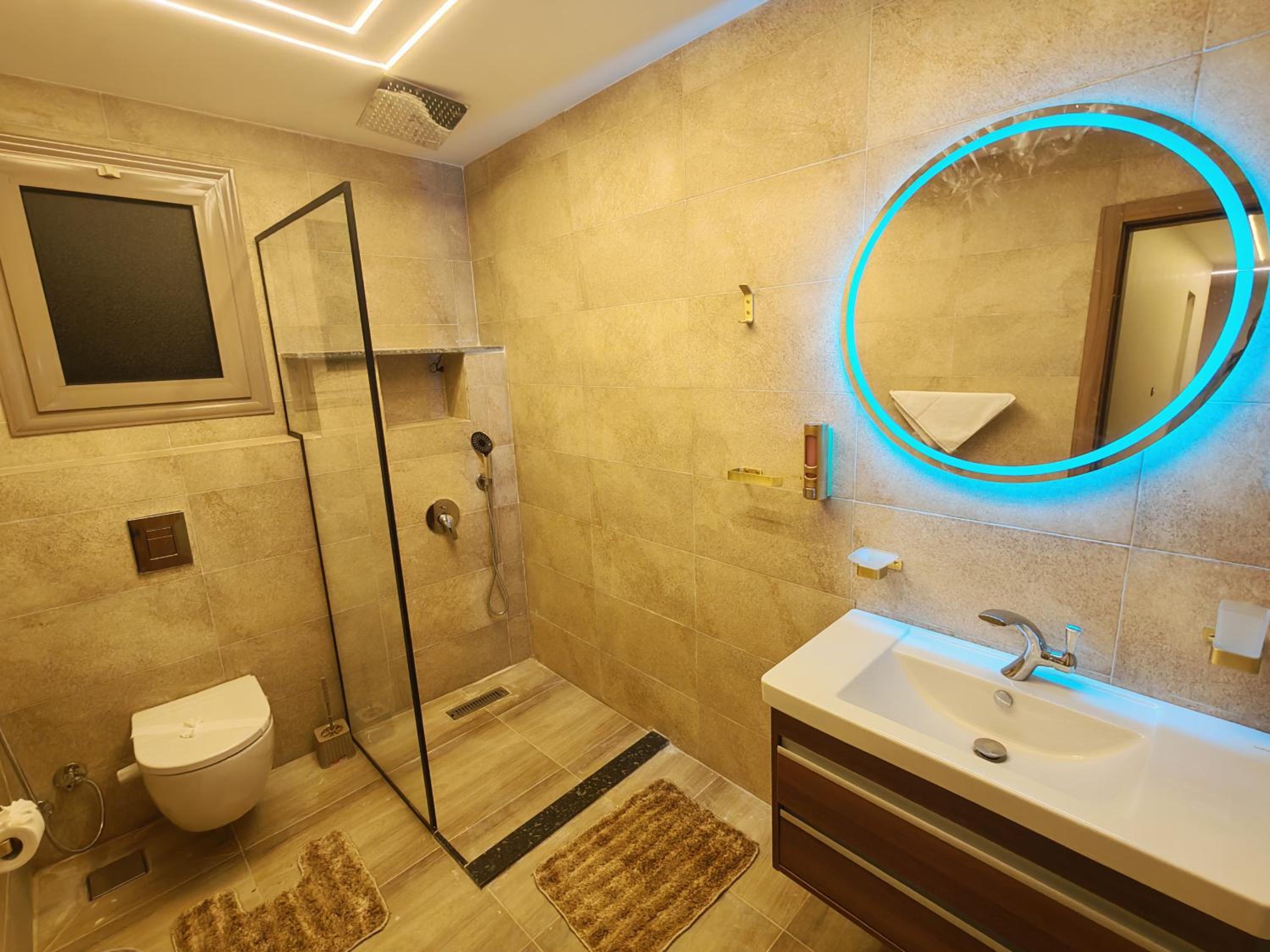Tahrir apartments