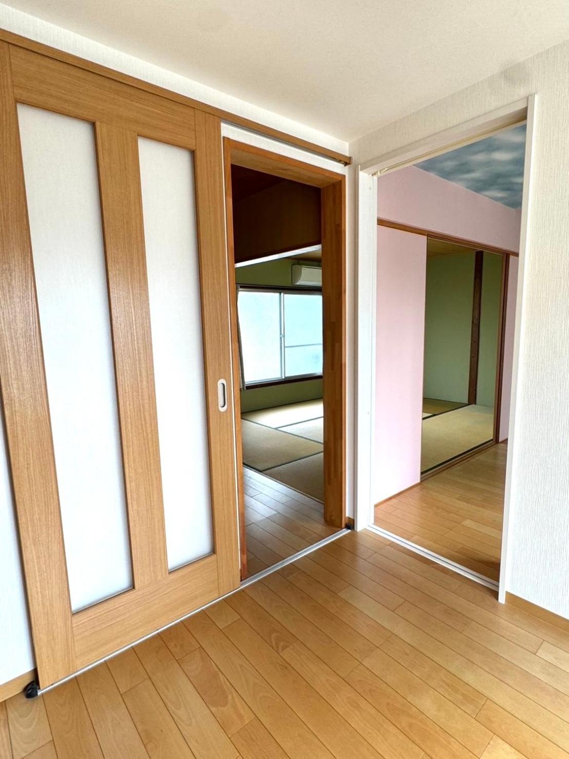 Grand Opening Sale!!! 最大5人まで-関西空港近く-JR日根野駅前-貸切一軒家 Entire House Near Kansai Airport-Max 5 people-The Palm Guest House