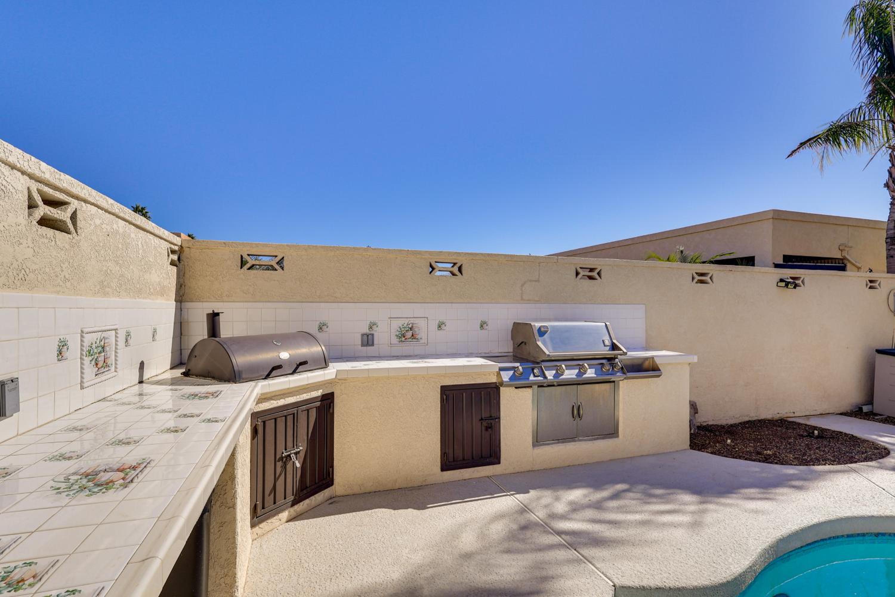 Close to Golf! Snowbird Retreat with Pool in Yuma