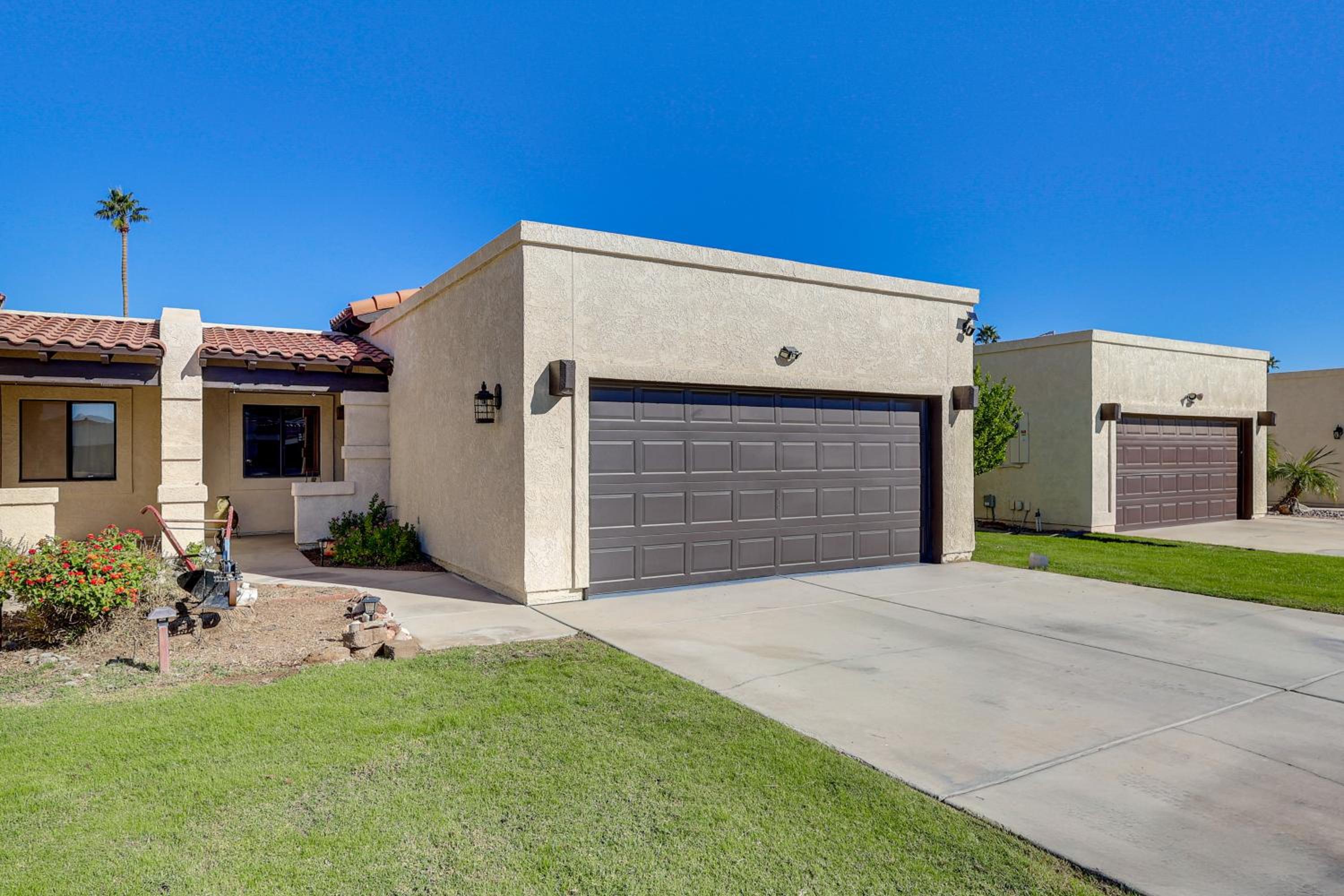 Close to Golf! Snowbird Retreat with Pool in Yuma