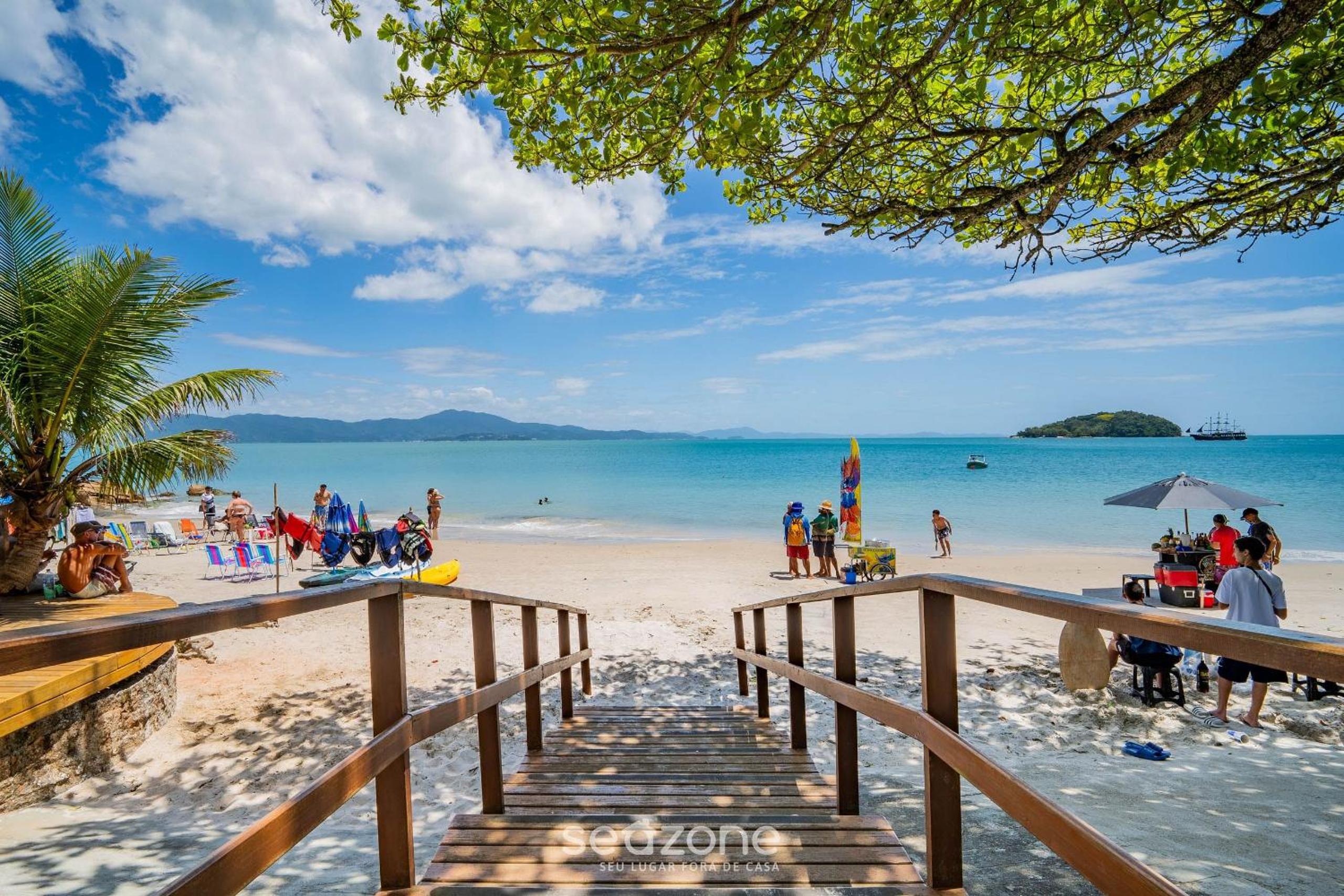 Ap in Condo w/ access, 200m from the beach CBO0103