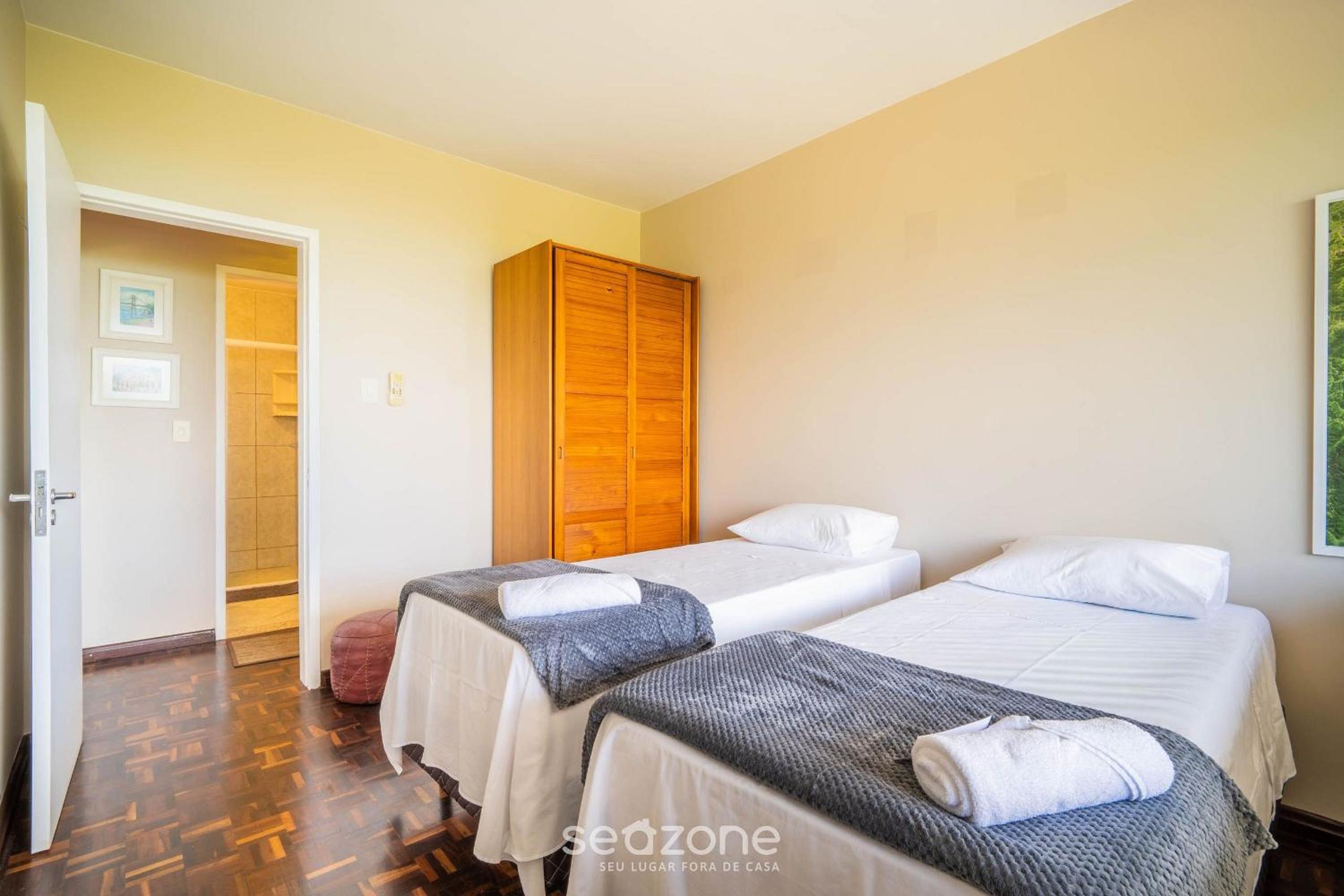Ap in Condo w/ access, 200m from the beach CBO0103