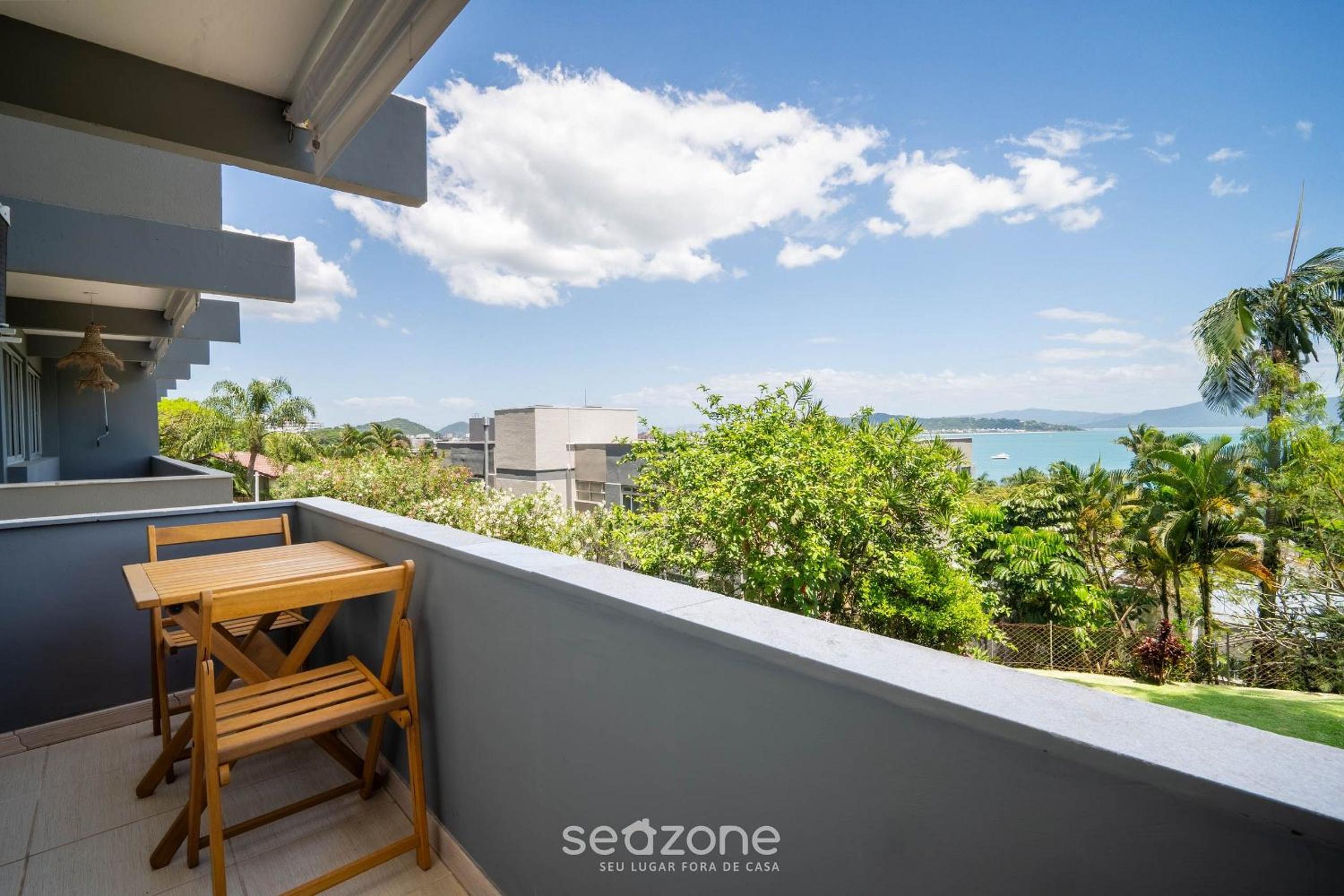 Ap in Condo w/ access, 200m from the beach CBO0103