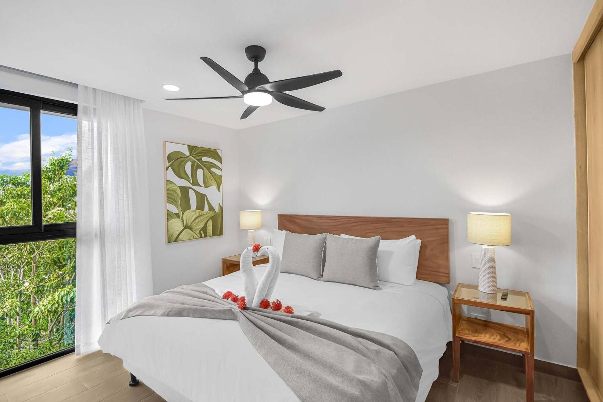 Heavenly View - 2 BDRM Oceanview Apartment