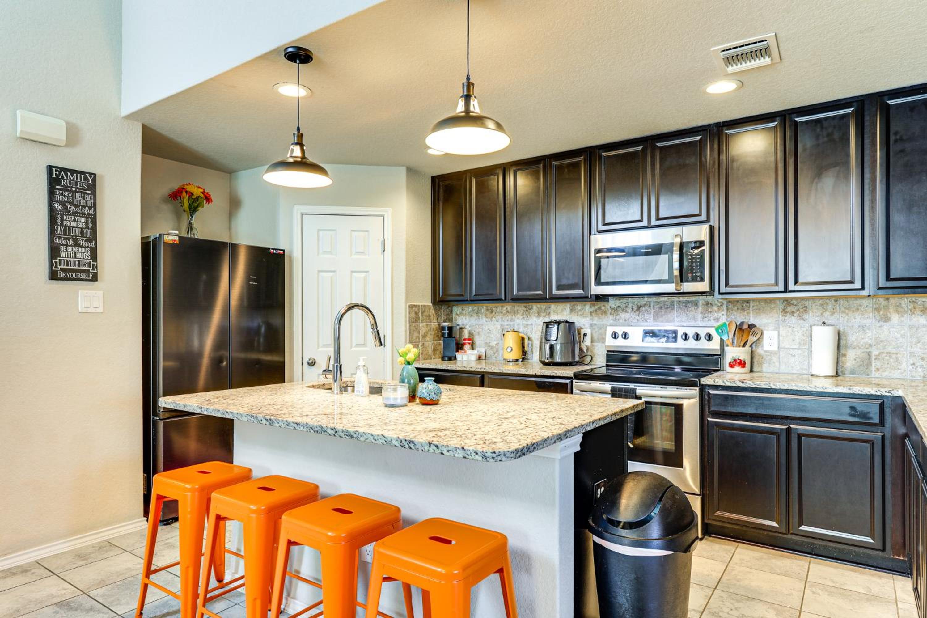 Spacious San Antonio Family Retreat Near SeaWorld!