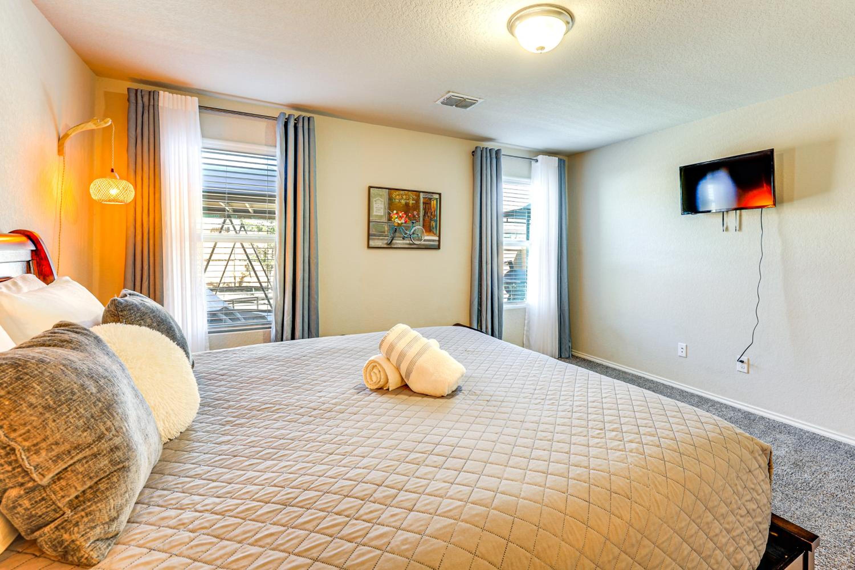 Spacious San Antonio Family Retreat Near SeaWorld!