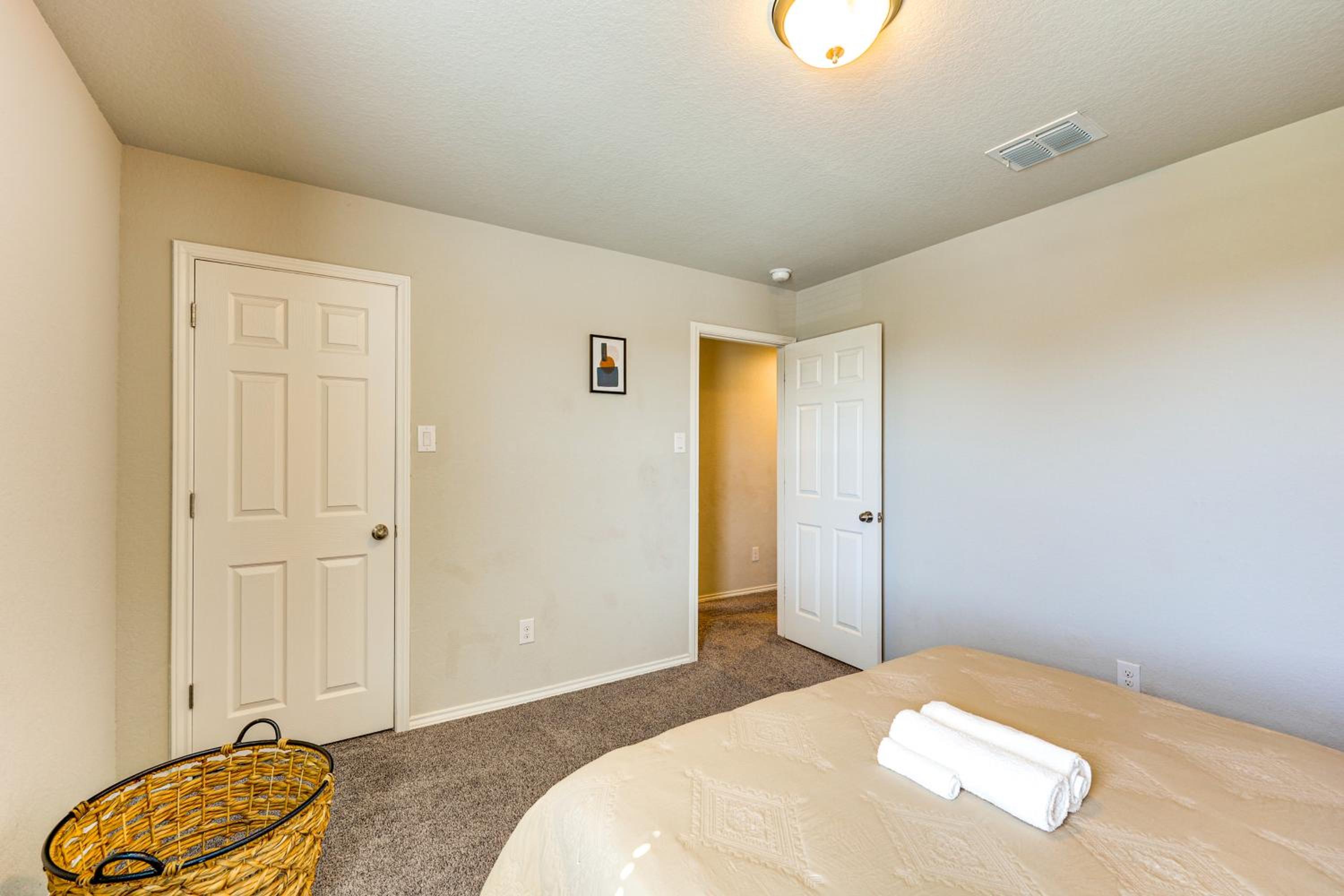 Spacious San Antonio Family Retreat Near SeaWorld!
