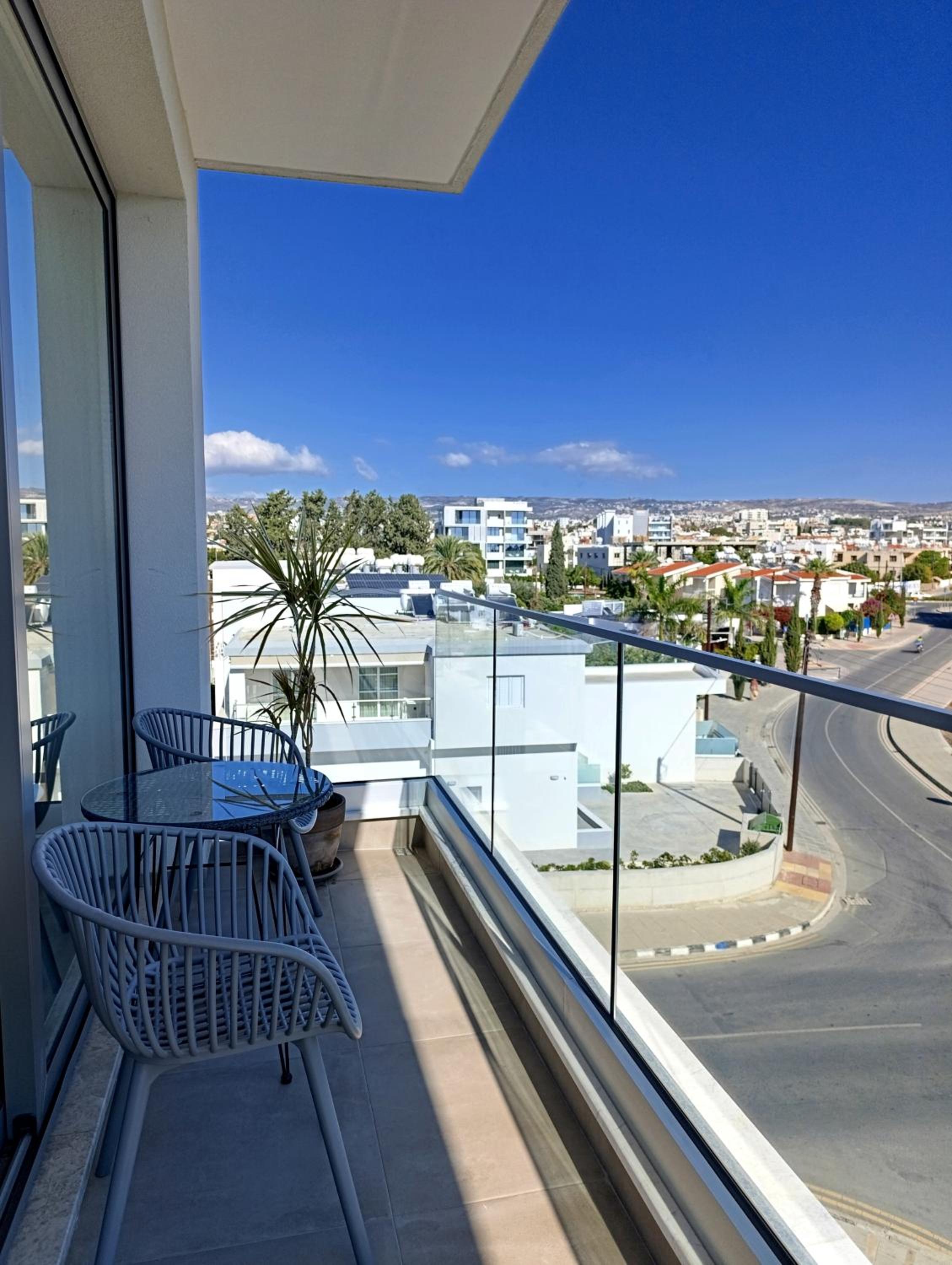 Blue Oasis Apartment