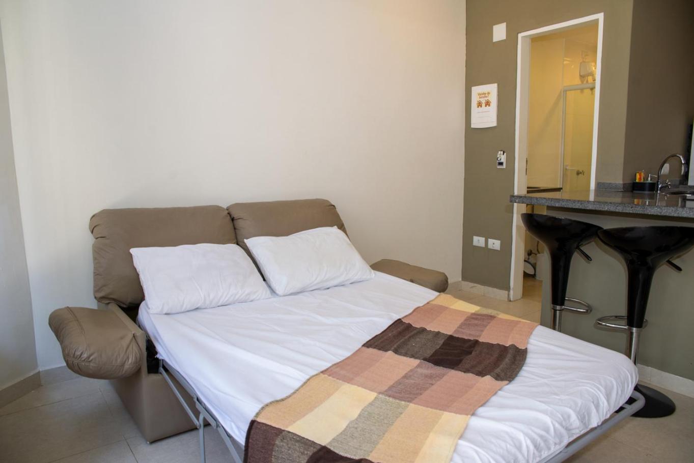 Loft c Wi Fi e Ar cond proximo ao Projeto Tamar