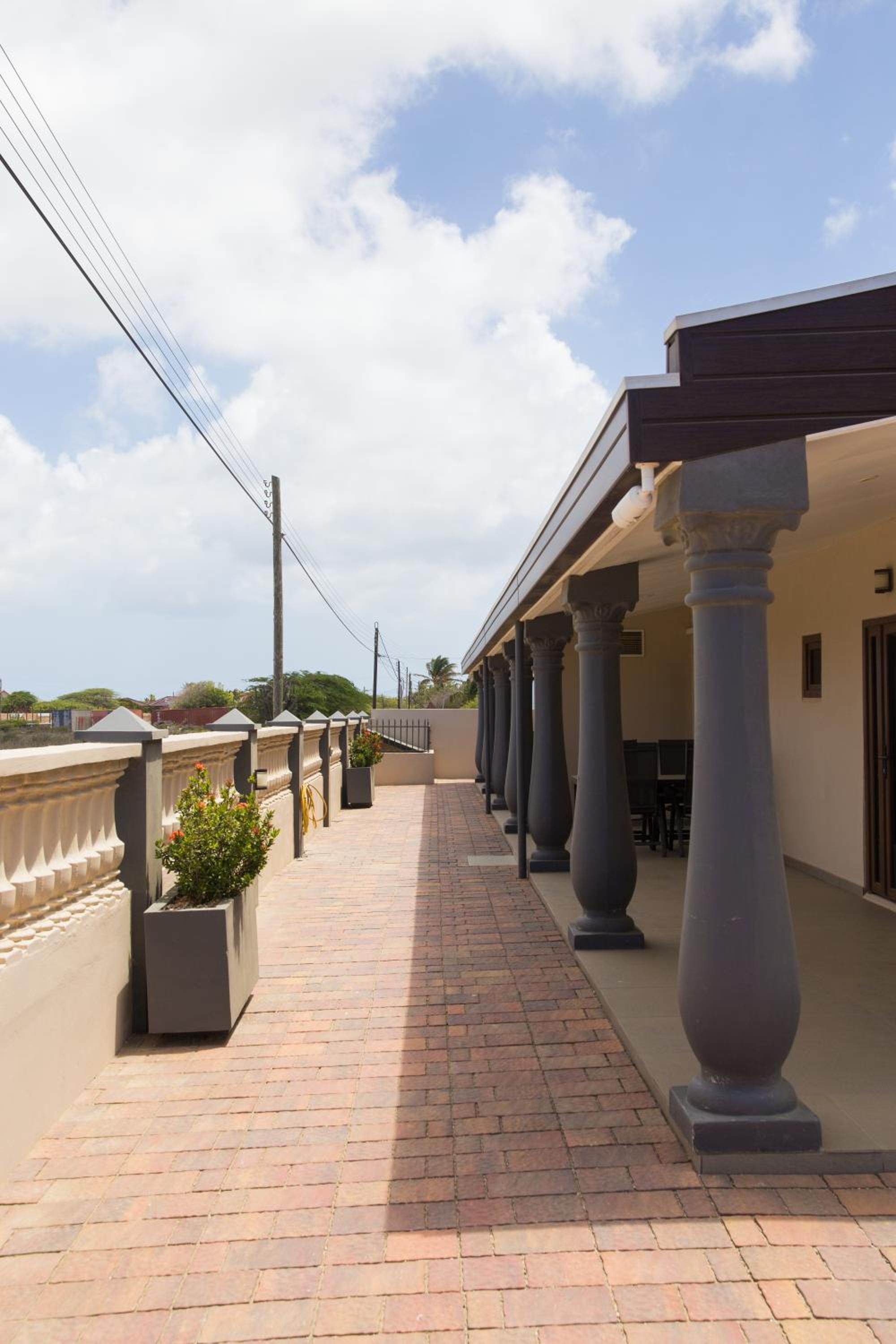 Bubali Luxury Apartments - Adults Only - Wheelchair Friendly