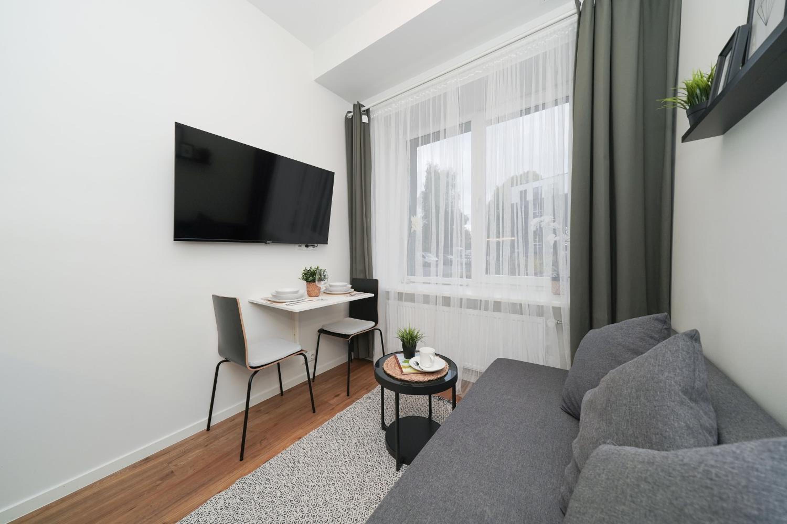 Stylish smart studio!