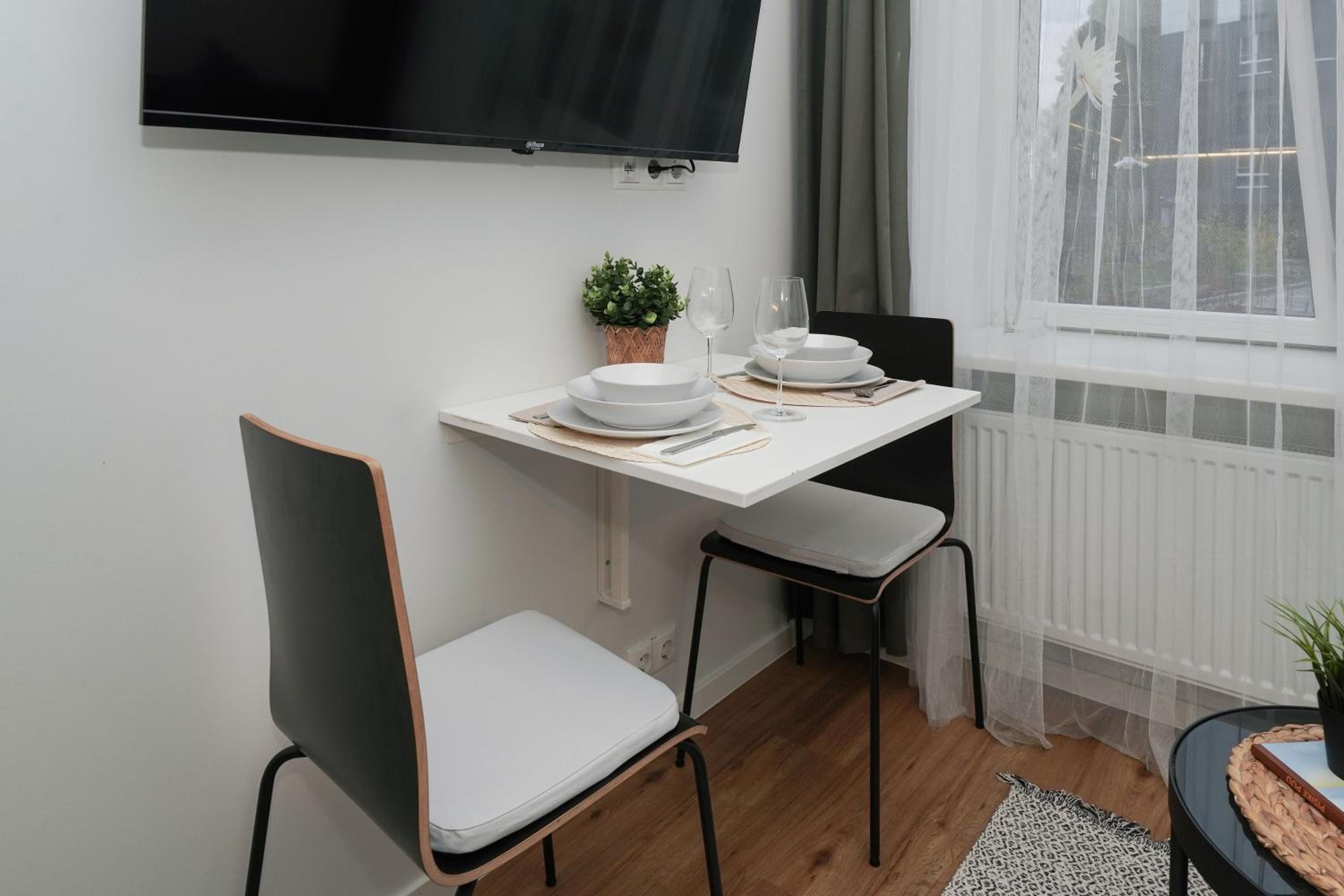 Stylish smart studio!